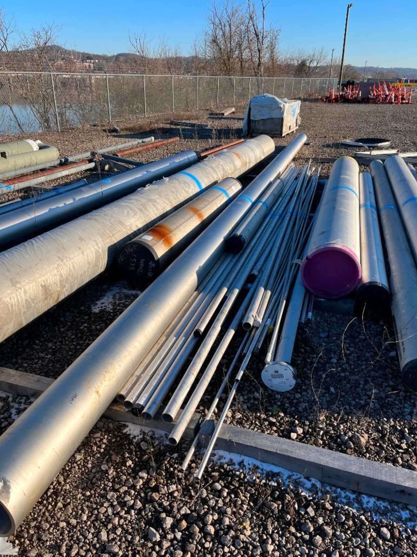 Assorted 340CL1 Stainless Pipe, 1"-18", Most Over 20', Fabricated Steel Pipe - Image 4 of 5