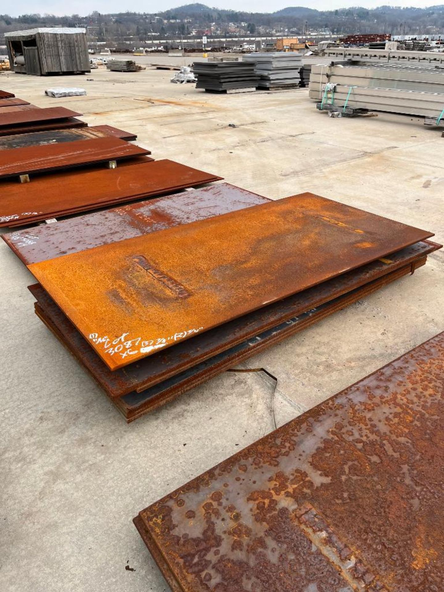 (6) Steel Plates: (3) 8' x 4' x 7/8", (2) 8' x 4' x 3/4", (1) 8' x 4' x 11/16"