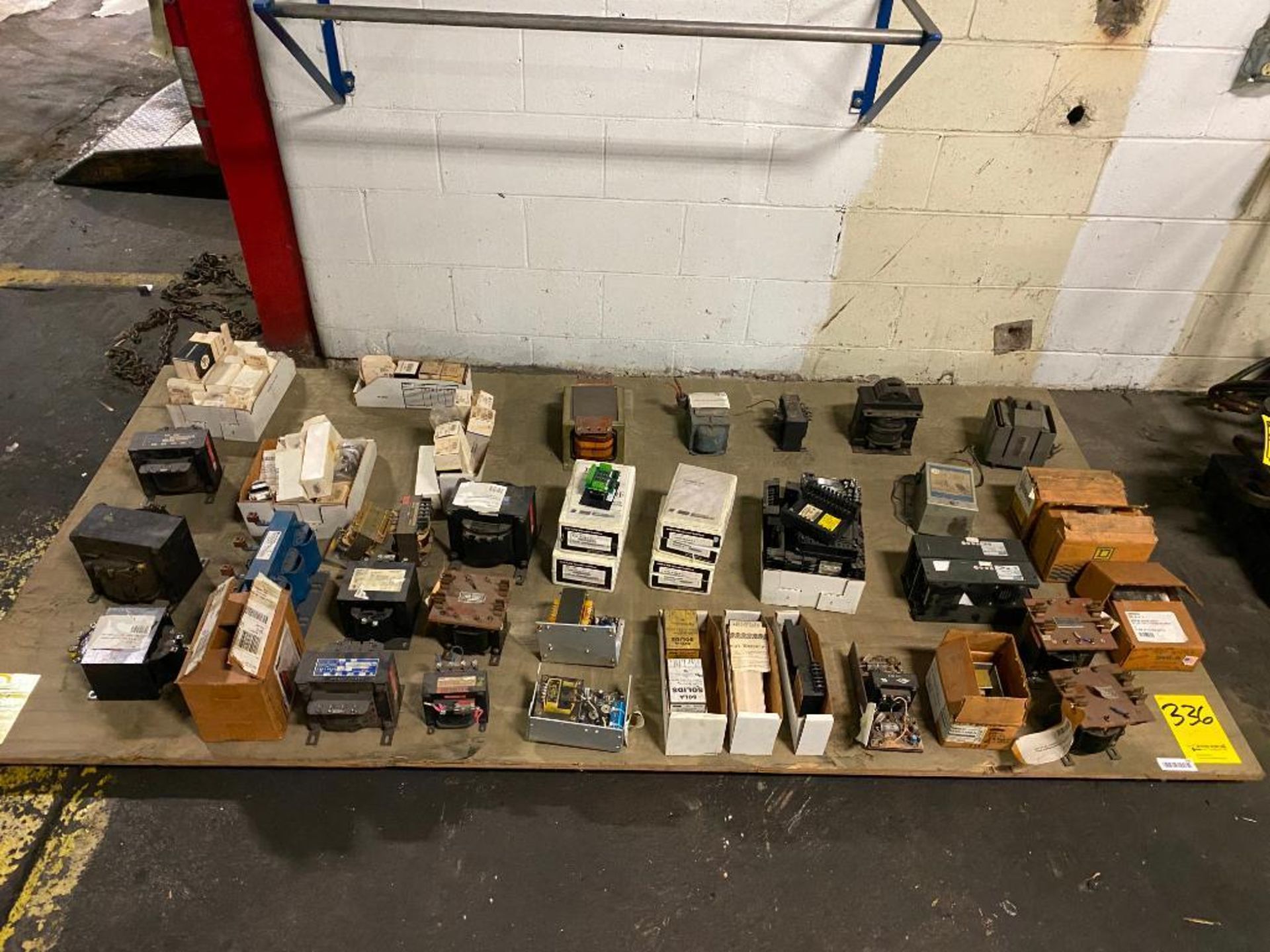 Lot of Assorted Allen-Bradley Switches, Transformers up to 1 KVA, & Honeywell Parts