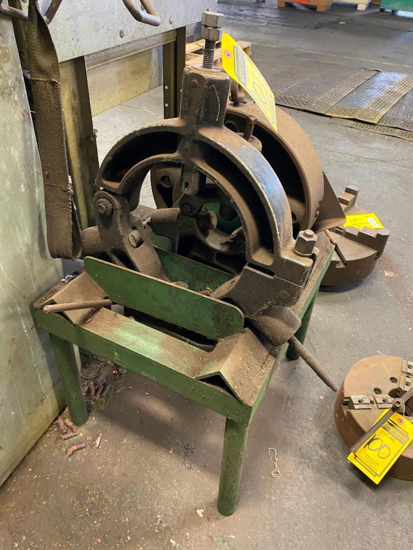 4-Jaw Chuck, 15'', (2) Steady Rests, & Stand - Image 2 of 2