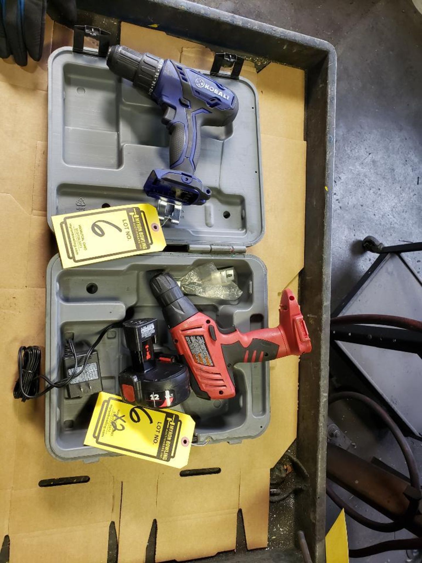 Skil Drill w/ Battery & Charger, Model 2467, Kobalt Drill, Model 1015
