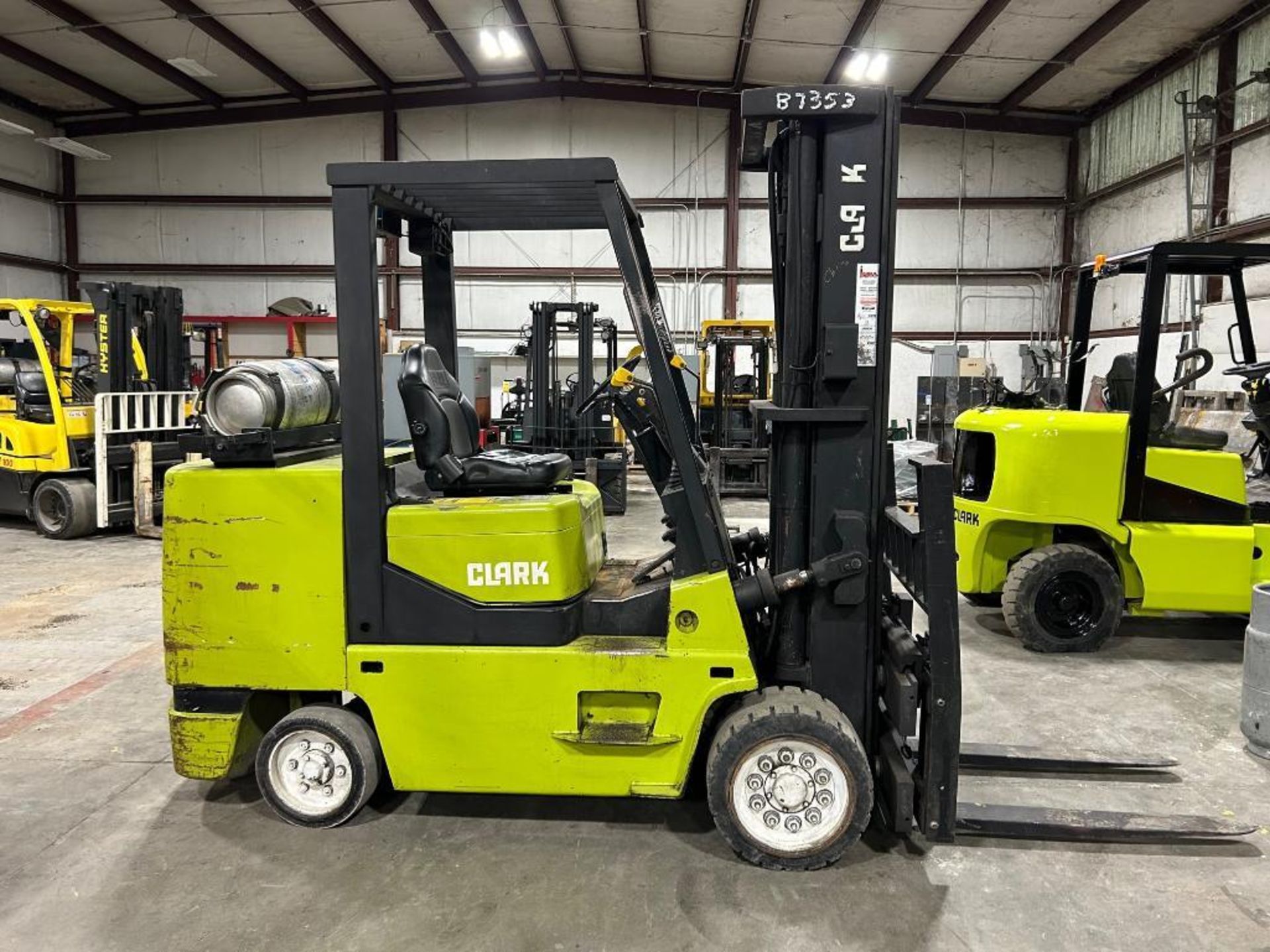 Clark 10,000-LB. Capacity Forklift, Model GX50, S/N GX710U-0136-9444FB, LPG, Solid Tires, 2-Speed Le - Image 3 of 5