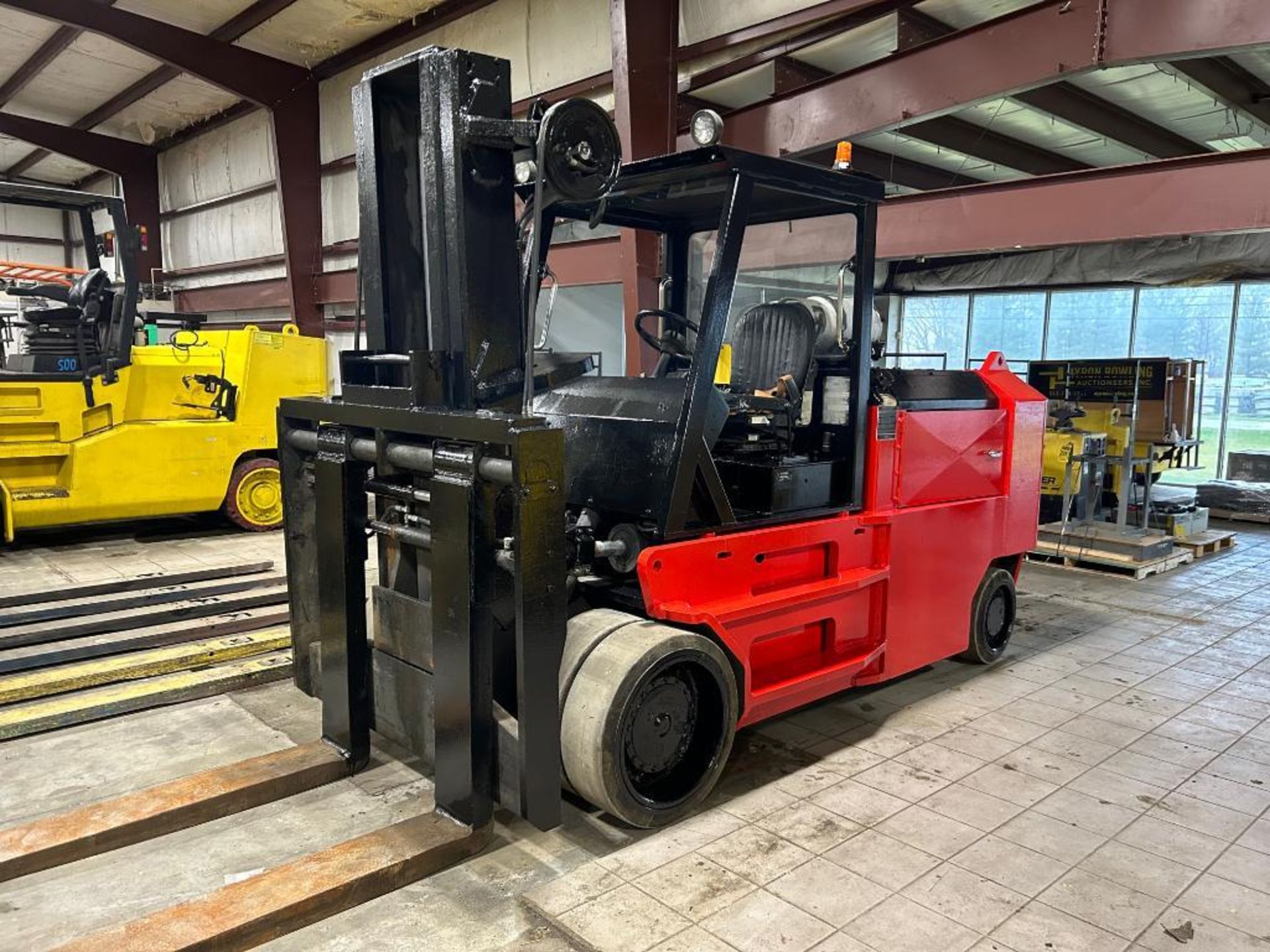 Taylor 40,000 LB. Capacity Forklift, Model TC400L, S/N S-D3-25068, Dual Fuel, LPG/ Gasoline, Solid T