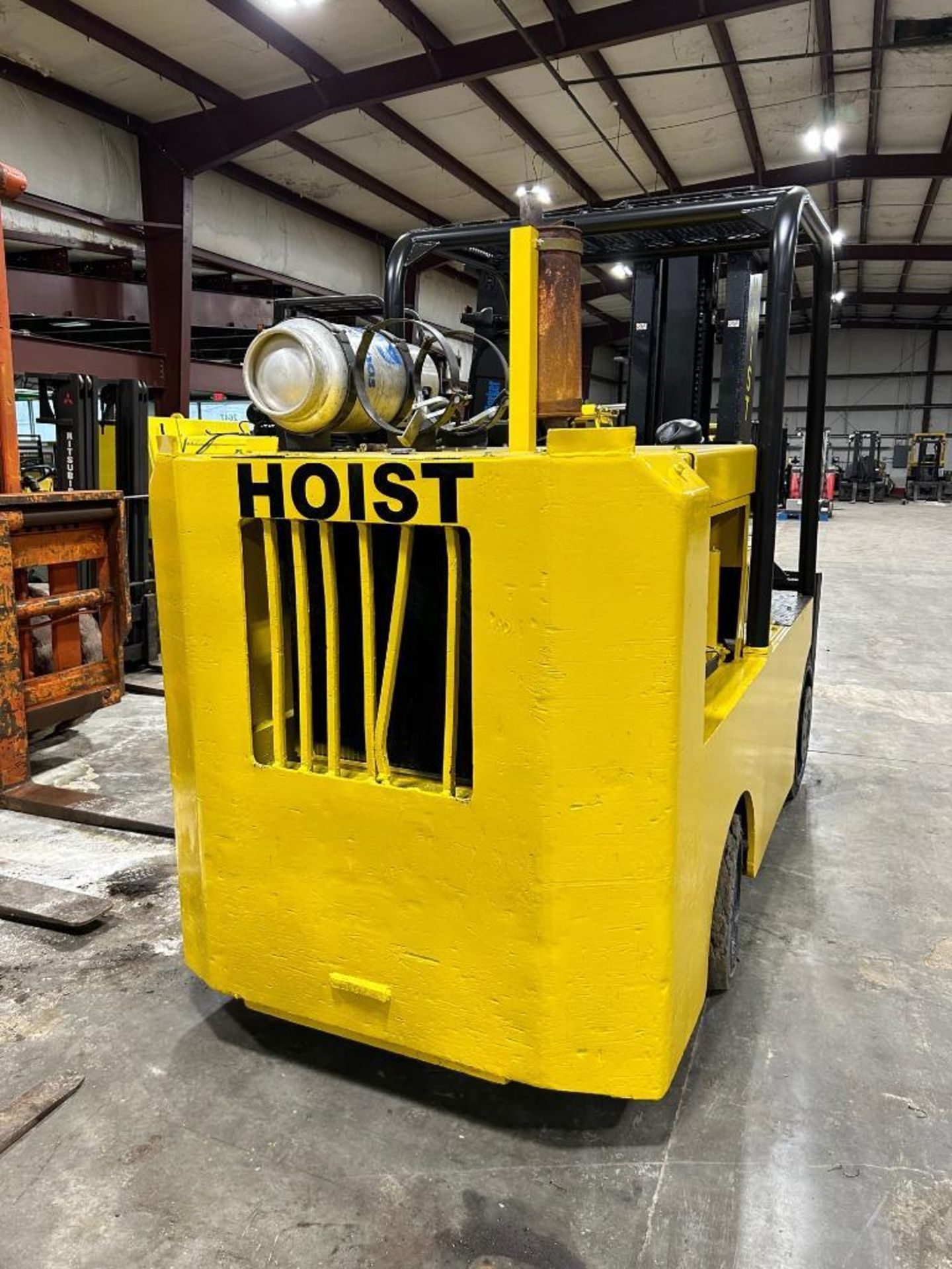 Hoist 24,000-LB. Capacity Forklift, Model FKS12, S/N 20619, Solid Tires, LPG, 2-Stage Mast, 108" Low - Image 4 of 6