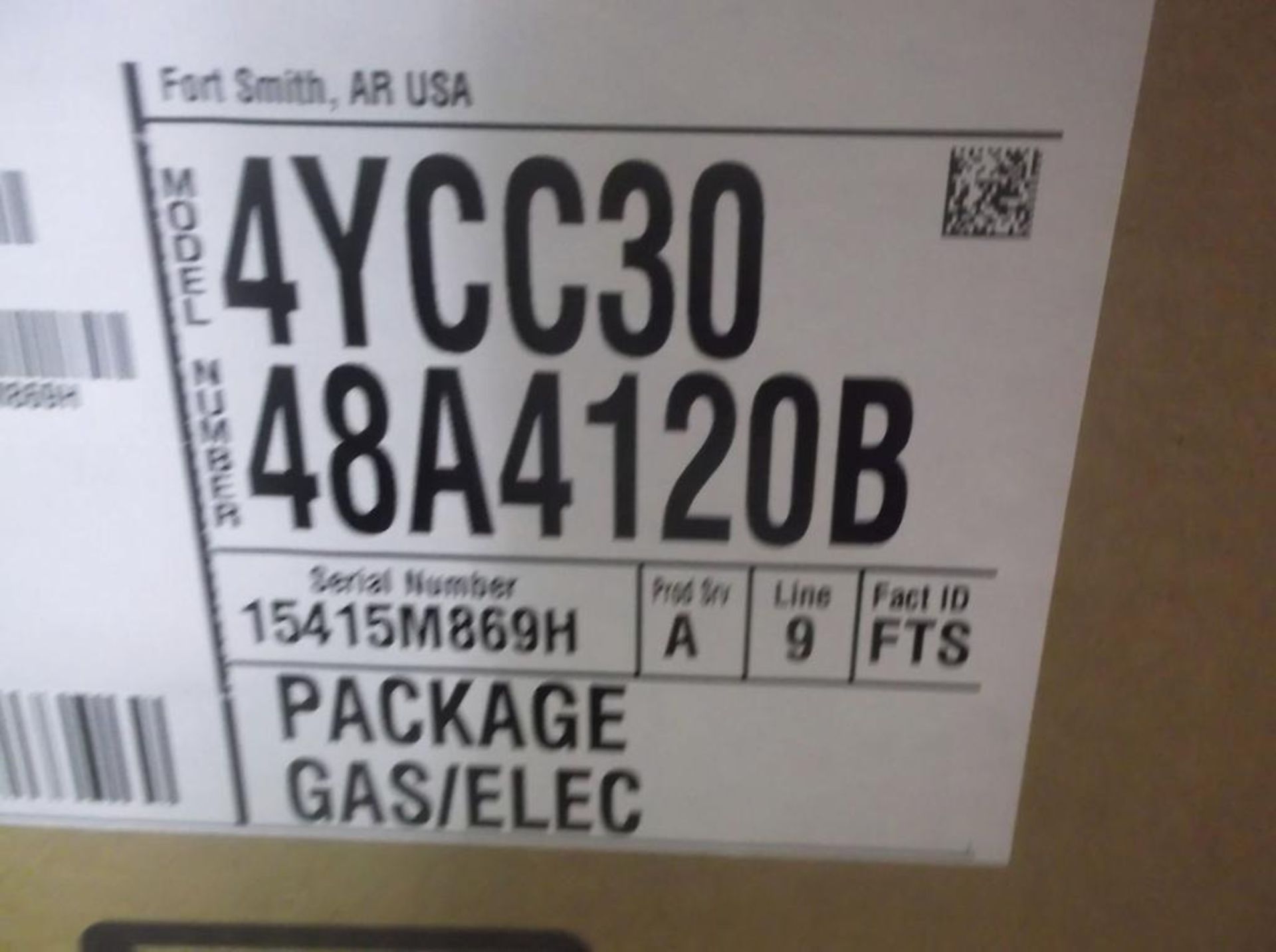 (1) Trane 4-Ton Gas/Electric Package Unit, Airflow: Convertible, Voltage: 460, Hertz: 60, Phase: 3, - Image 5 of 5