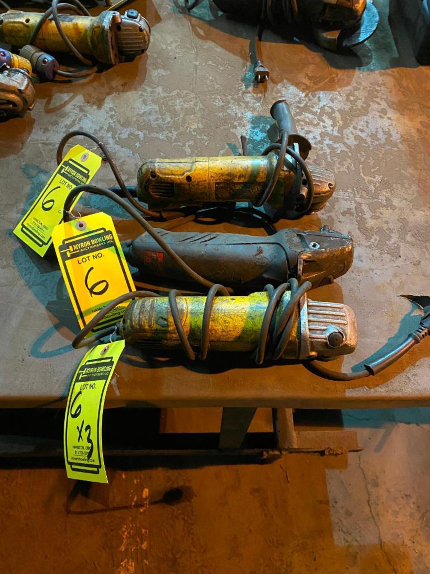 (3) Angle Grinders: (2) Dewalt & (1) Metabo