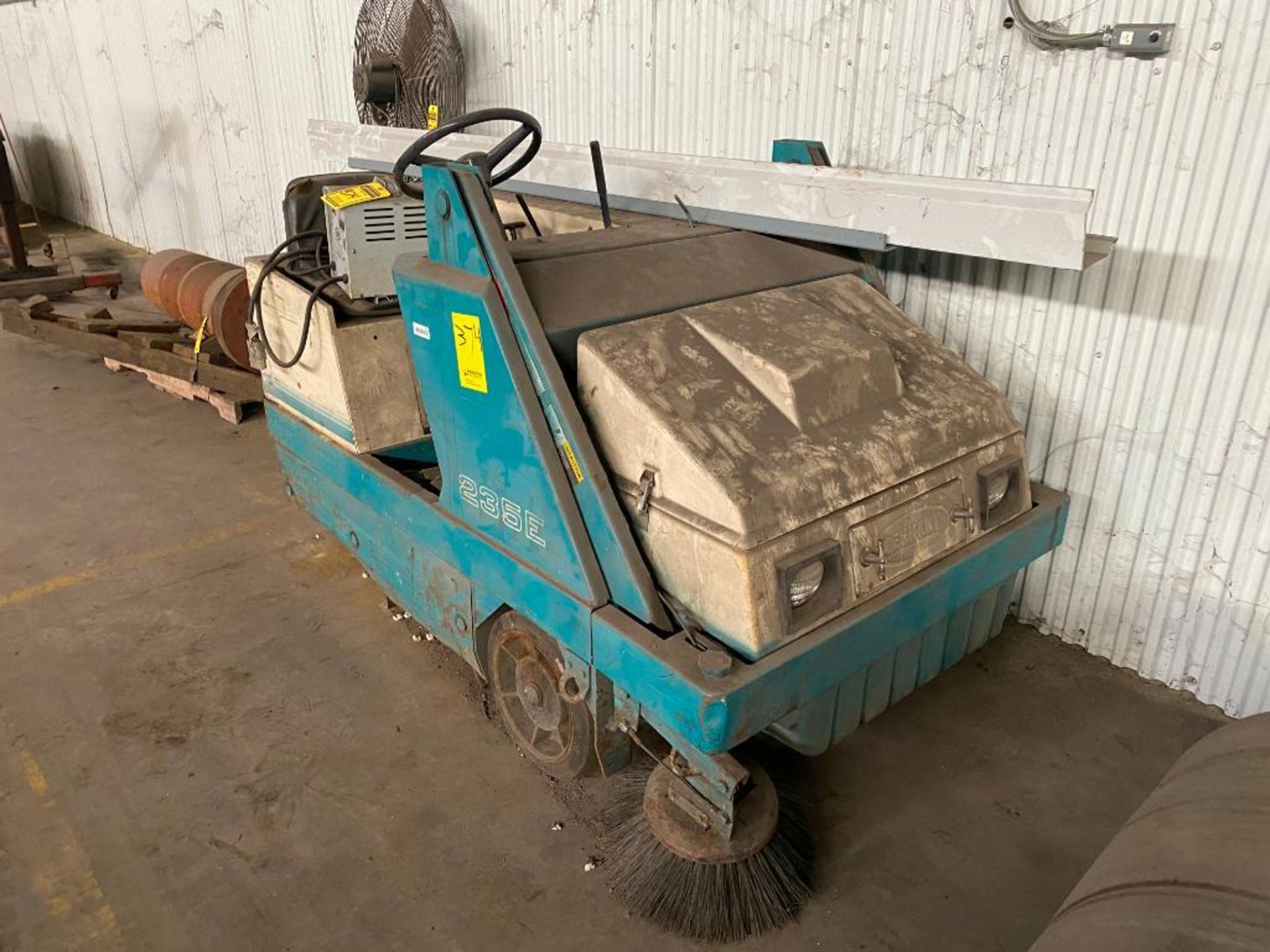 Tennant Floor Scrubber, Model 235EV, S/N 235-1008, 1,400 Hours, w/ Charger