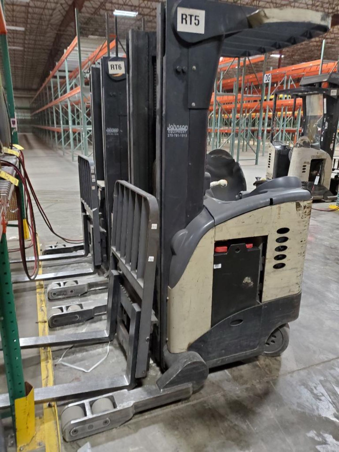 1998 Crown 5000 Series Electric Reach Truck, Model RR5020-35, S/N 1A195990, Sideshift, Dead Battery - Image 2 of 10