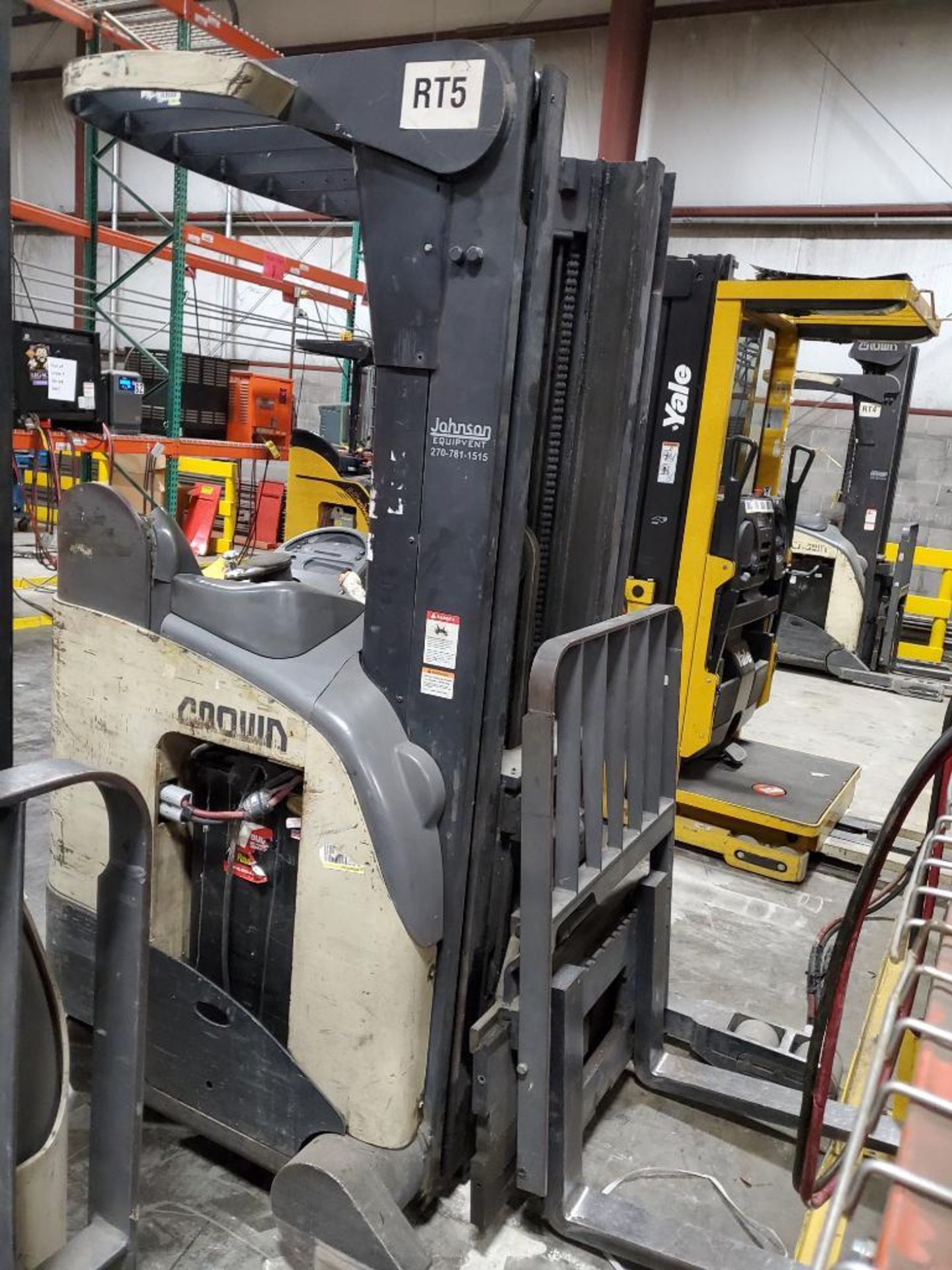 1998 Crown 5000 Series Electric Reach Truck, Model RR5020-35, S/N 1A195990, Sideshift, Dead Battery - Image 7 of 10