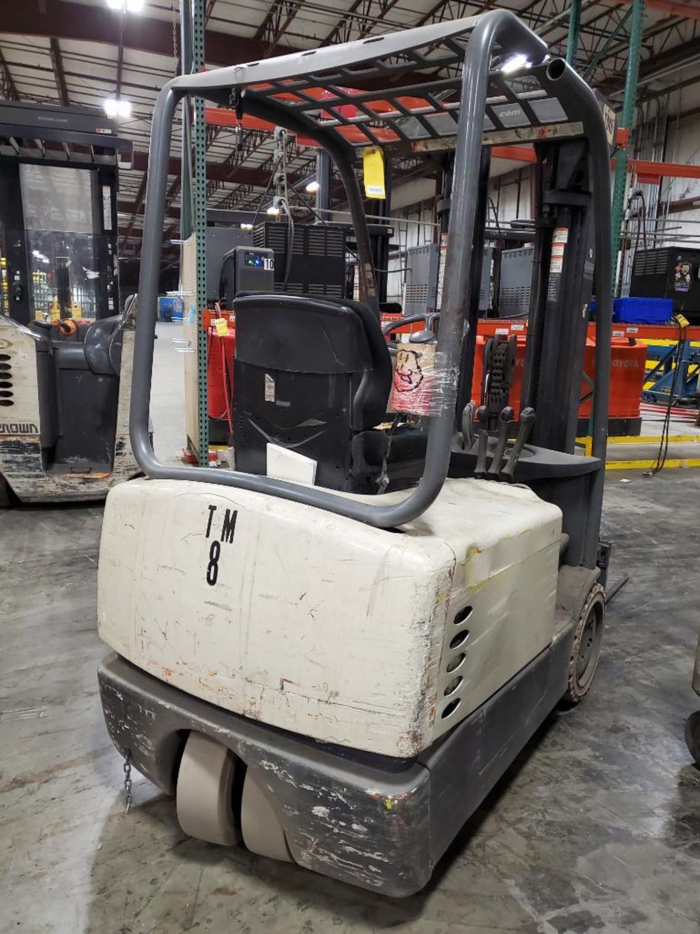 Crown SC4000 Series 3-Wheel Electric Forklift, Model SC4020-30TT190, S/N 9A143428, 3,000 LB. Capacit - Image 8 of 11