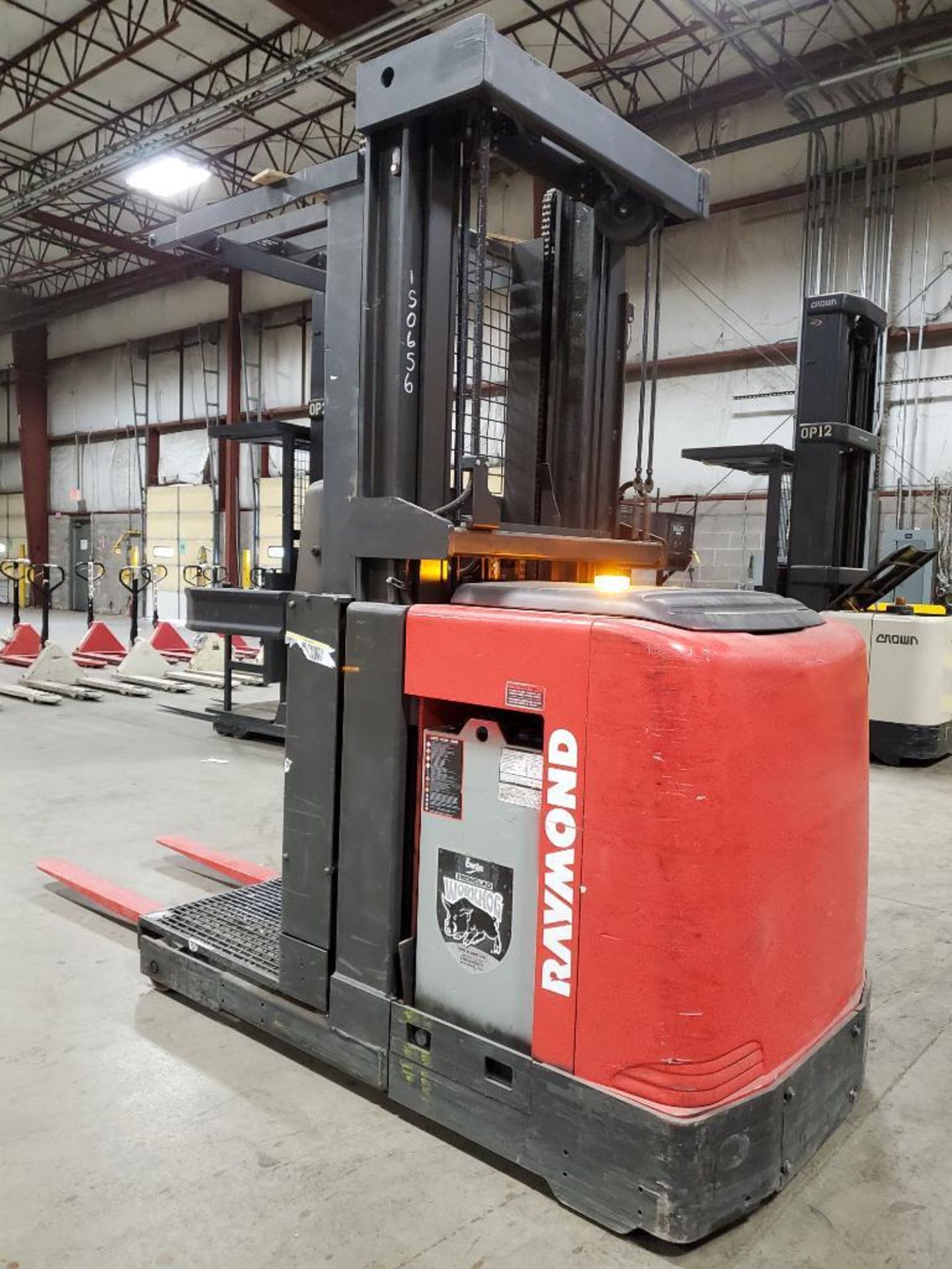 2015 Raymond Electric Order Picker Forklift, Model 520-OPC-30TT, S/N 520-15-04481, 24V, 3,000 LB., 2 - Image 7 of 9