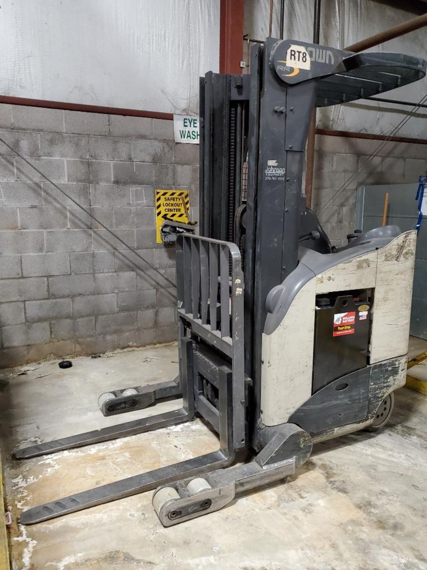 2006 Crown 5200 Series Electric Reach Truck, Model RR5220-35, S/N 1A301759, 36V, 3,500 Lb. Capacity, - Image 2 of 11