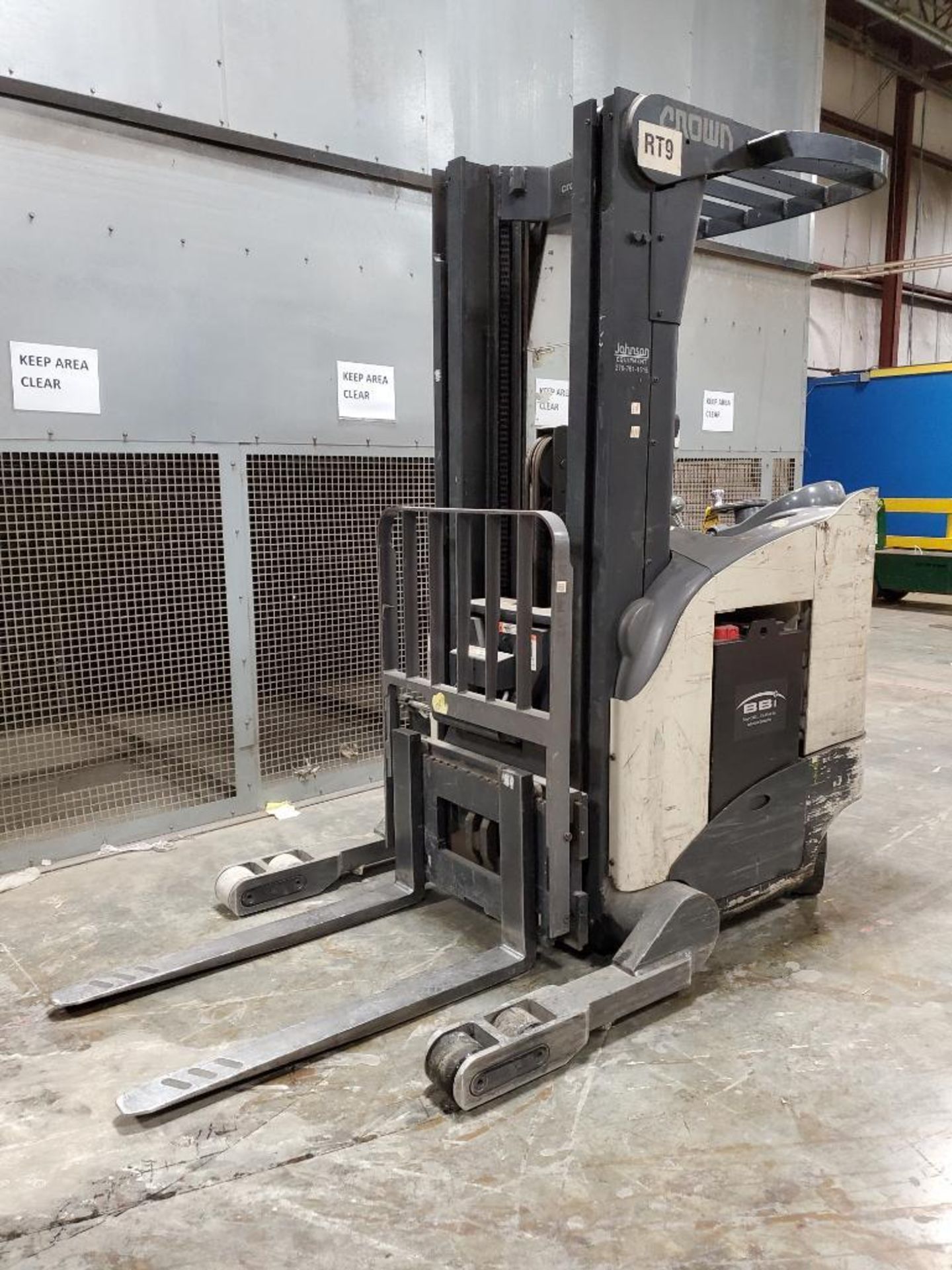 2007 RR 5200 Series Electric Reach Truck, Model RR5220-35, S/N 1A317340, 36V, 3,500 LB. Capacity, 19 - Image 2 of 13