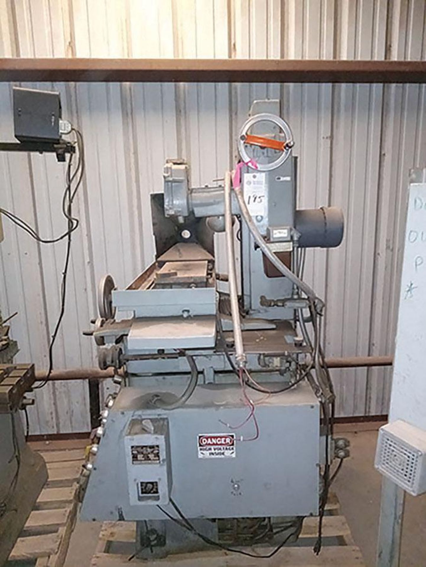 Boyar-Schultz 3A Husk E Line Surface Grinder (Unknown Issues)