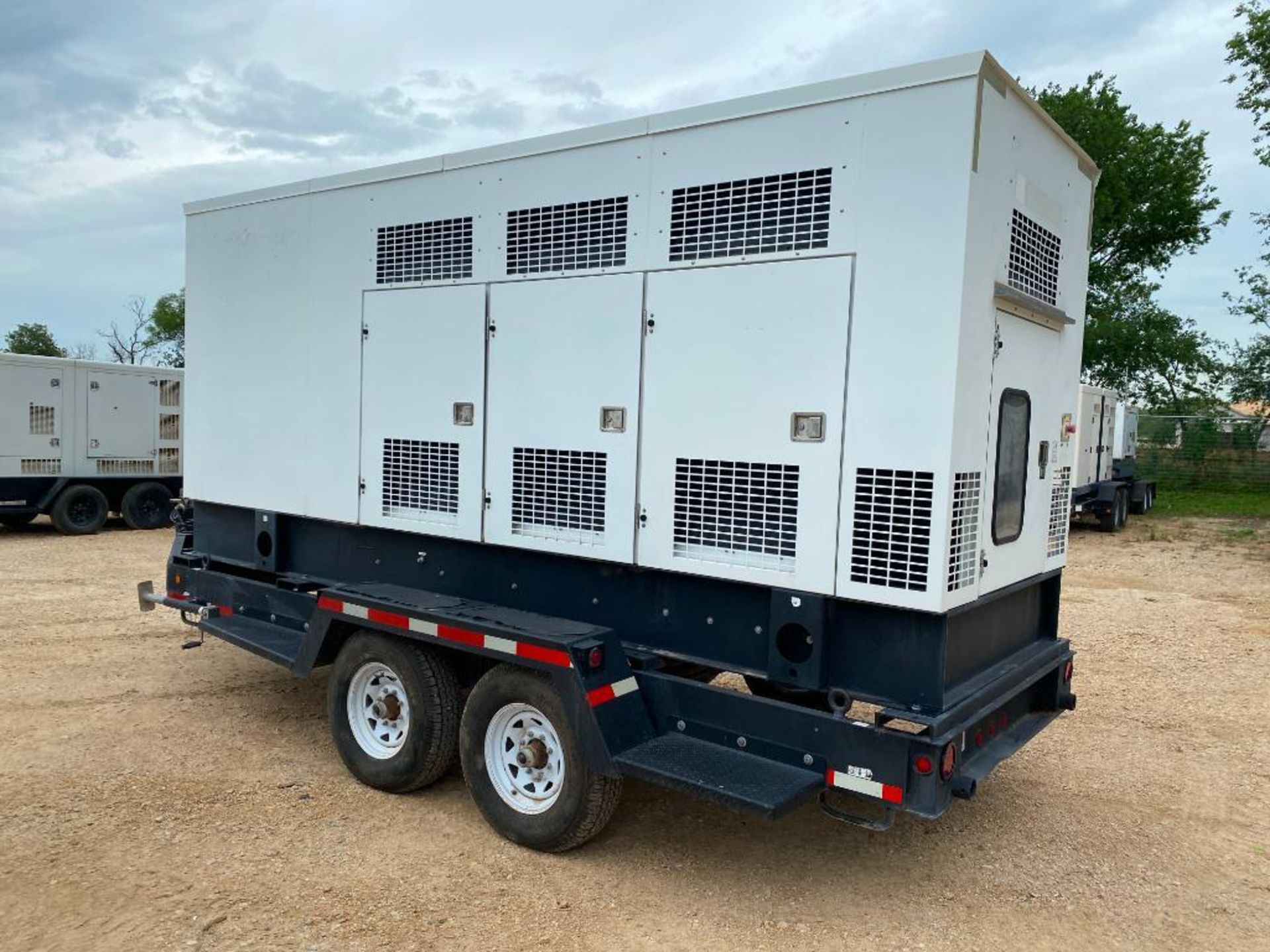 2015 Magnum/Generac 230 KVA Towable Generator, Dual Fuel Natural Gas or LP, Model MGG210N2, 3-Phase, - Image 4 of 15