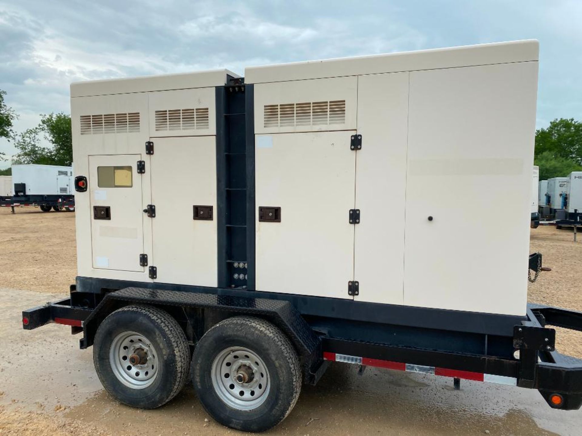 2014 AltaStream Power Systems 125 KVA Towable Generator, Dual Fuel Natural Gas or LP, Model APHG150- - Image 2 of 14