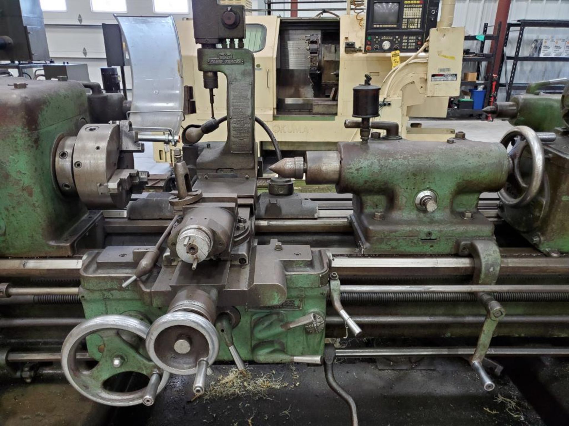 1955 Sidney 16" Horizontal Twin-Bed Engine Lathe w/ Sydney Fluid Tracer, S/N 9845, 965 DR. Shaft Spe - Image 4 of 13