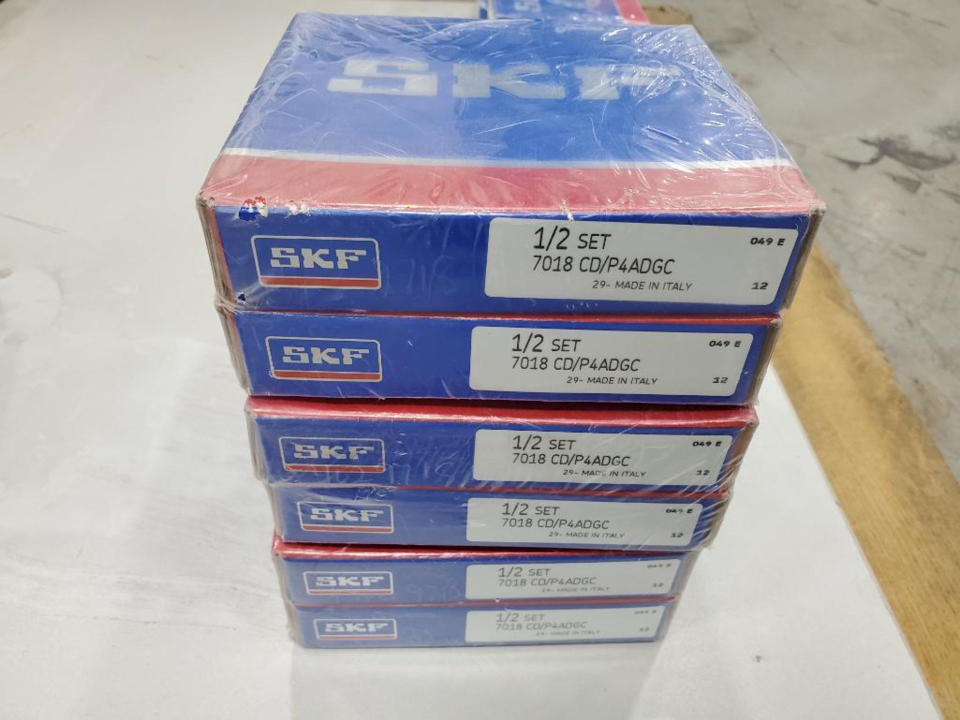 (6) 7018-CD/P4ADGC Bearings