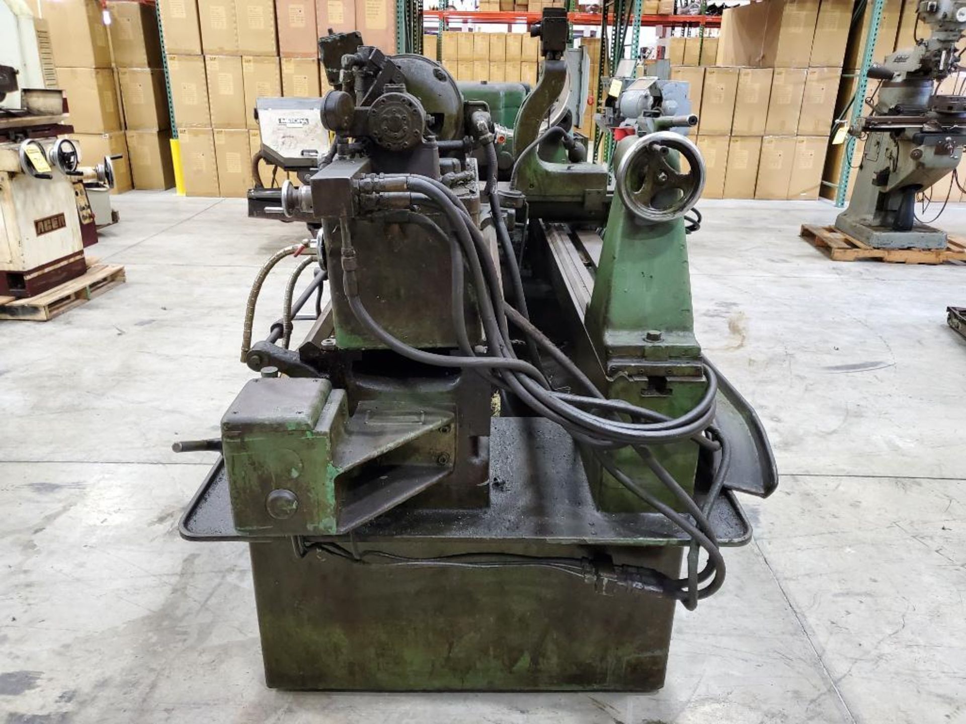 1955 Sidney 16" Horizontal Twin-Bed Engine Lathe w/ Sydney Fluid Tracer, S/N 9845, 965 DR. Shaft Spe - Image 8 of 13