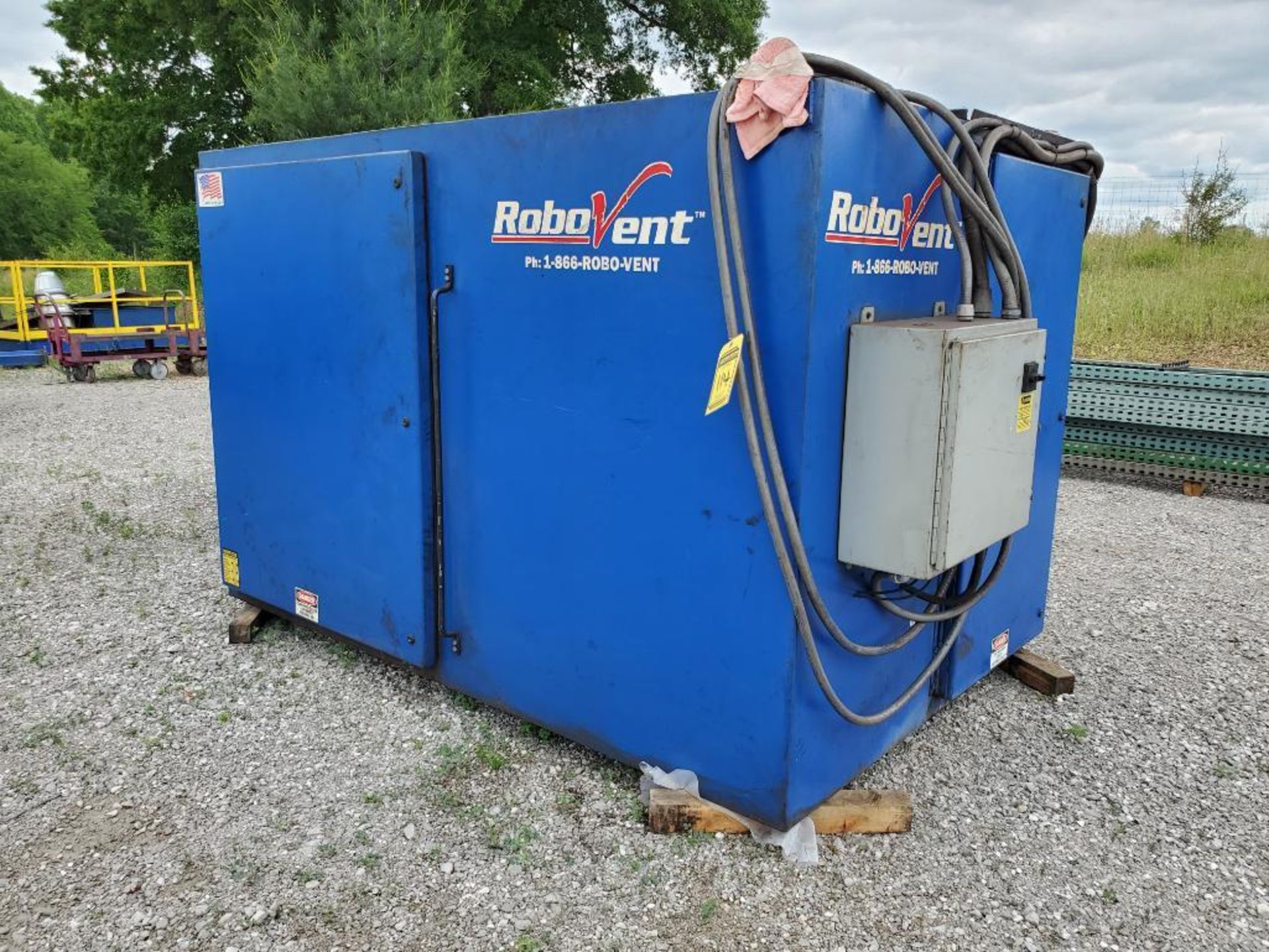 Great Lakes Air Robovent Dust Collector, Model DFS-8000-8, S/N 19760, 15 HP, 3 PH, 21 AMP, 460V - Image 2 of 7