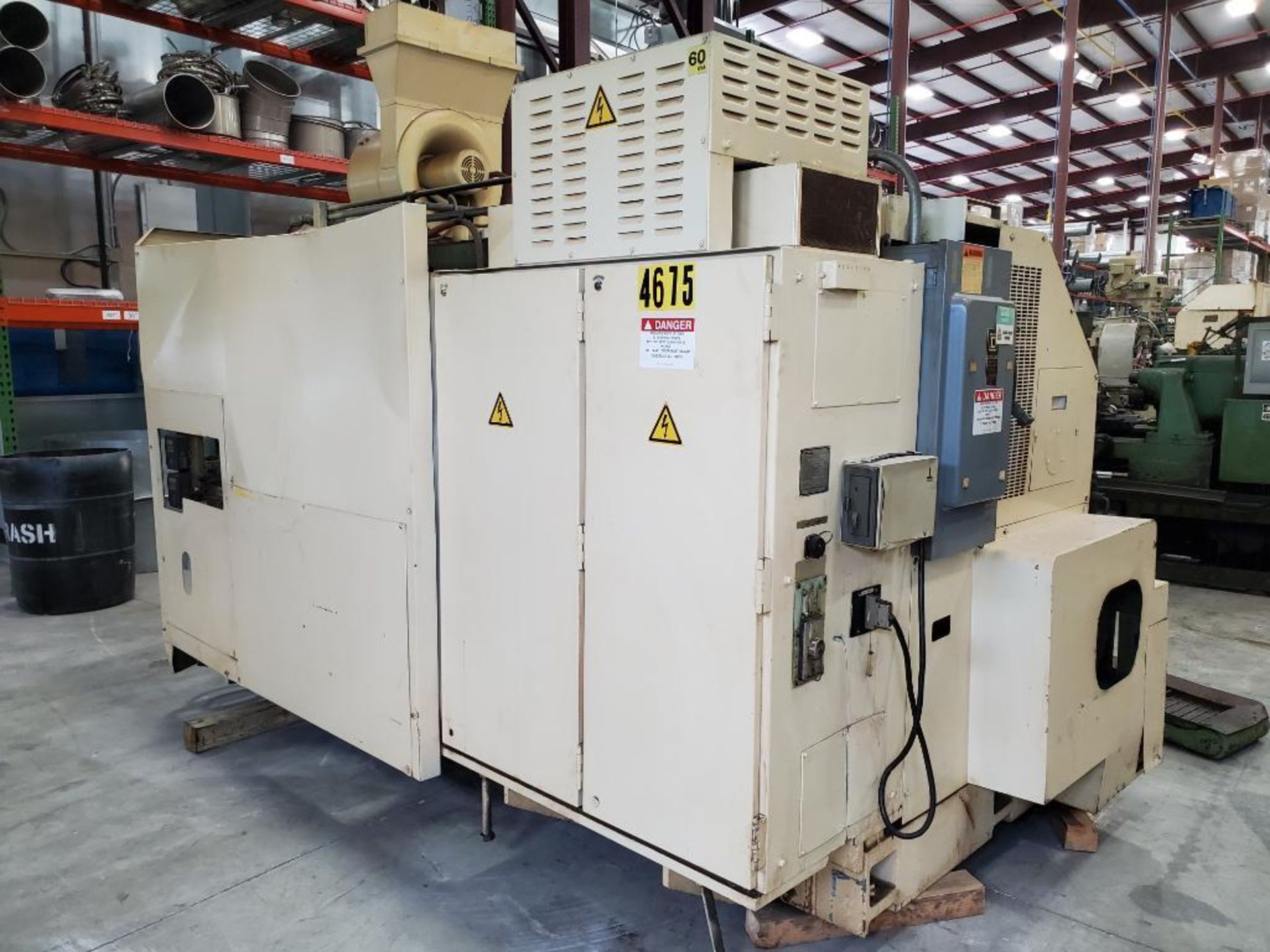 Okuma LB-25 Horizontal CNC Lathe, Okuma Controls, S/N 0555, Chip Conveyor, Tailstock, 12-Station Tur - Image 6 of 15