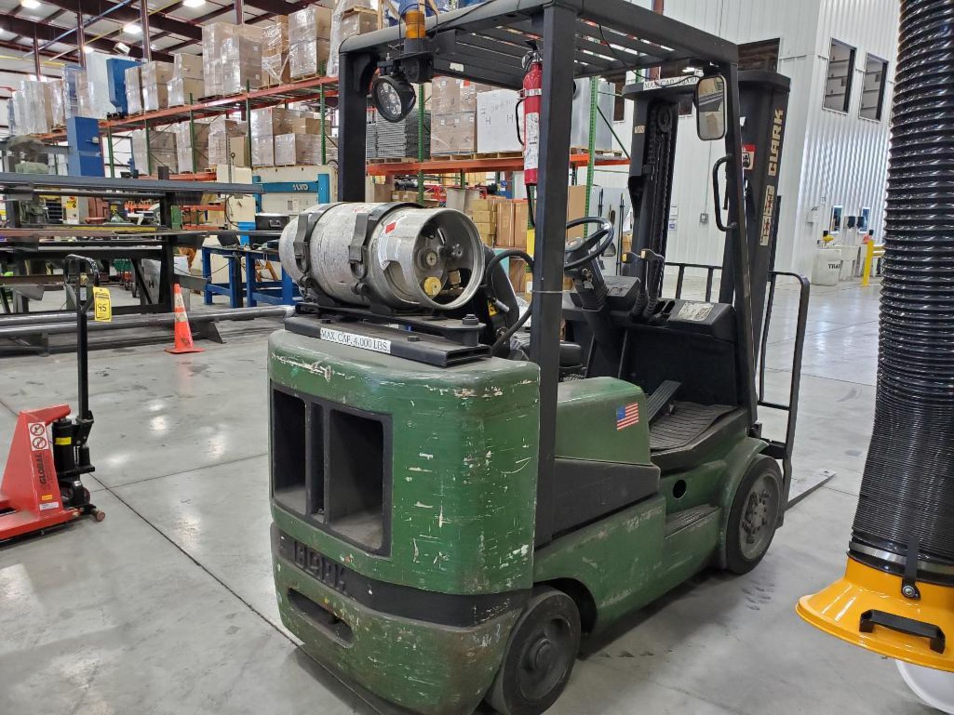 Clark 4,000 LB. Forklift, Model CGC20, S/N C365l-0052-9464FB, 130" Lift Height, 82-1/2" 2-Stage Mast - Image 6 of 10