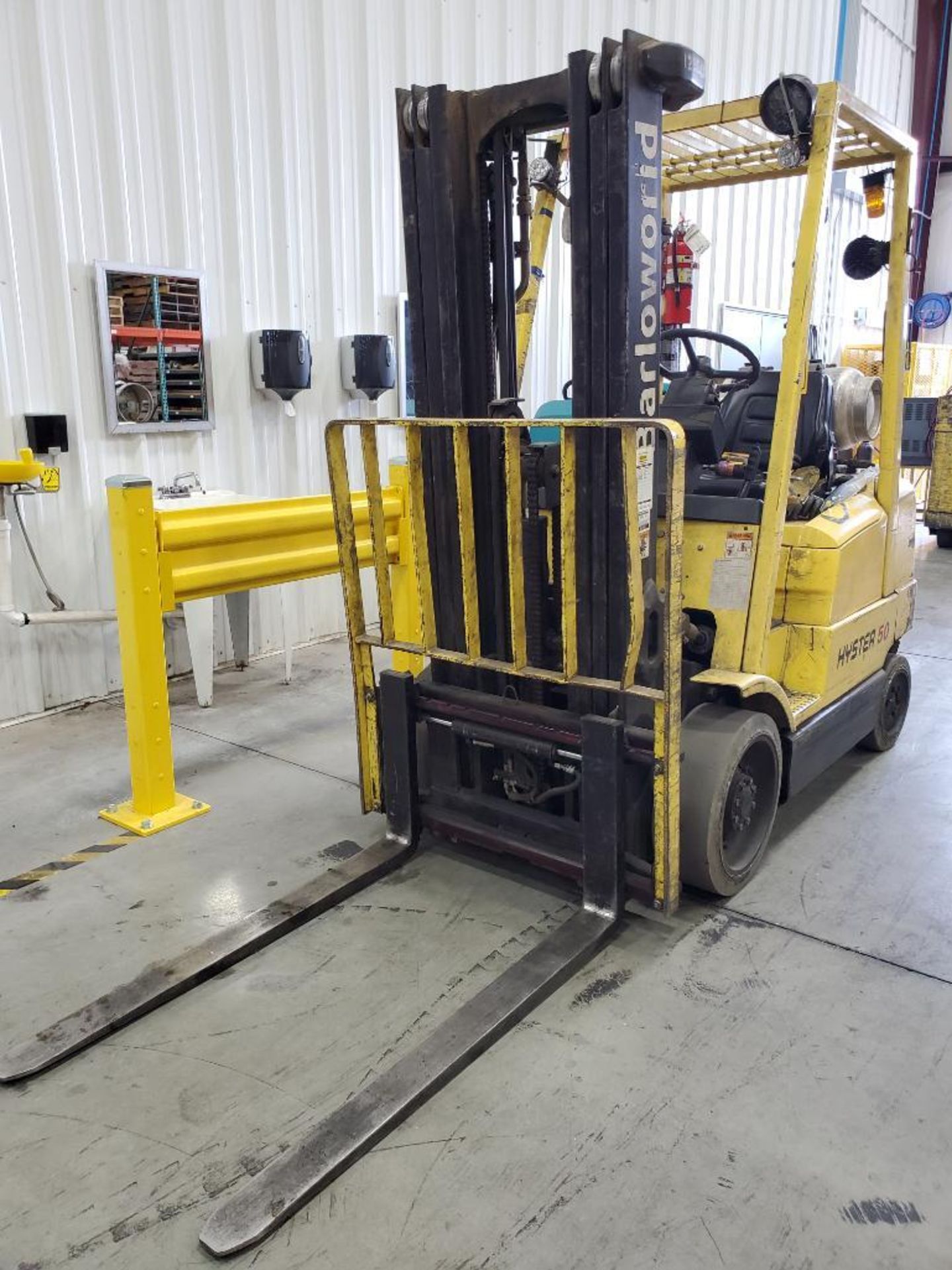 Hyster 50 5,000 LB. Forklift (Runs & Operates) (Propane Tank Not Included & to be Removed After Load - Image 2 of 10