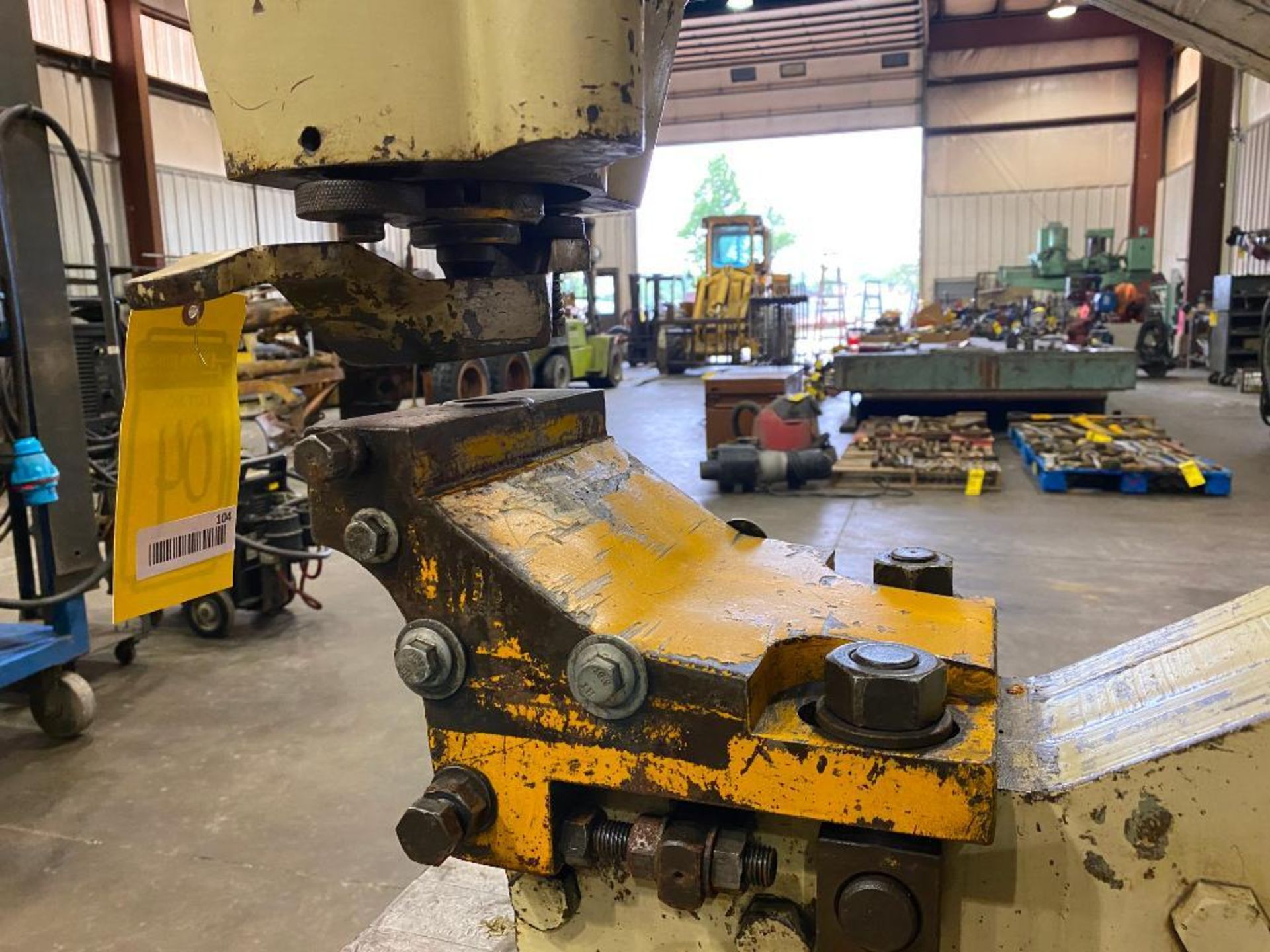 Geka Hydracropa-70s Ironworker, Machine No. 1662, 77-Ton Press Brake Capacity - Image 8 of 11