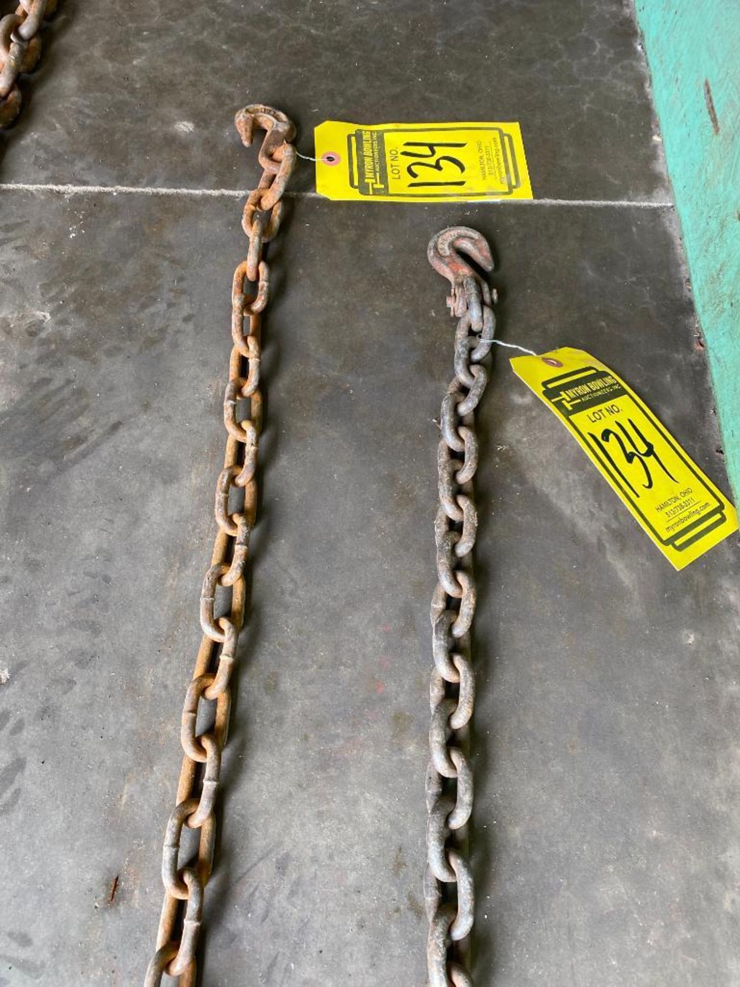 (4) 1/4" Chains: (2) 7', (1) 6', & (1) 5' - Image 3 of 3