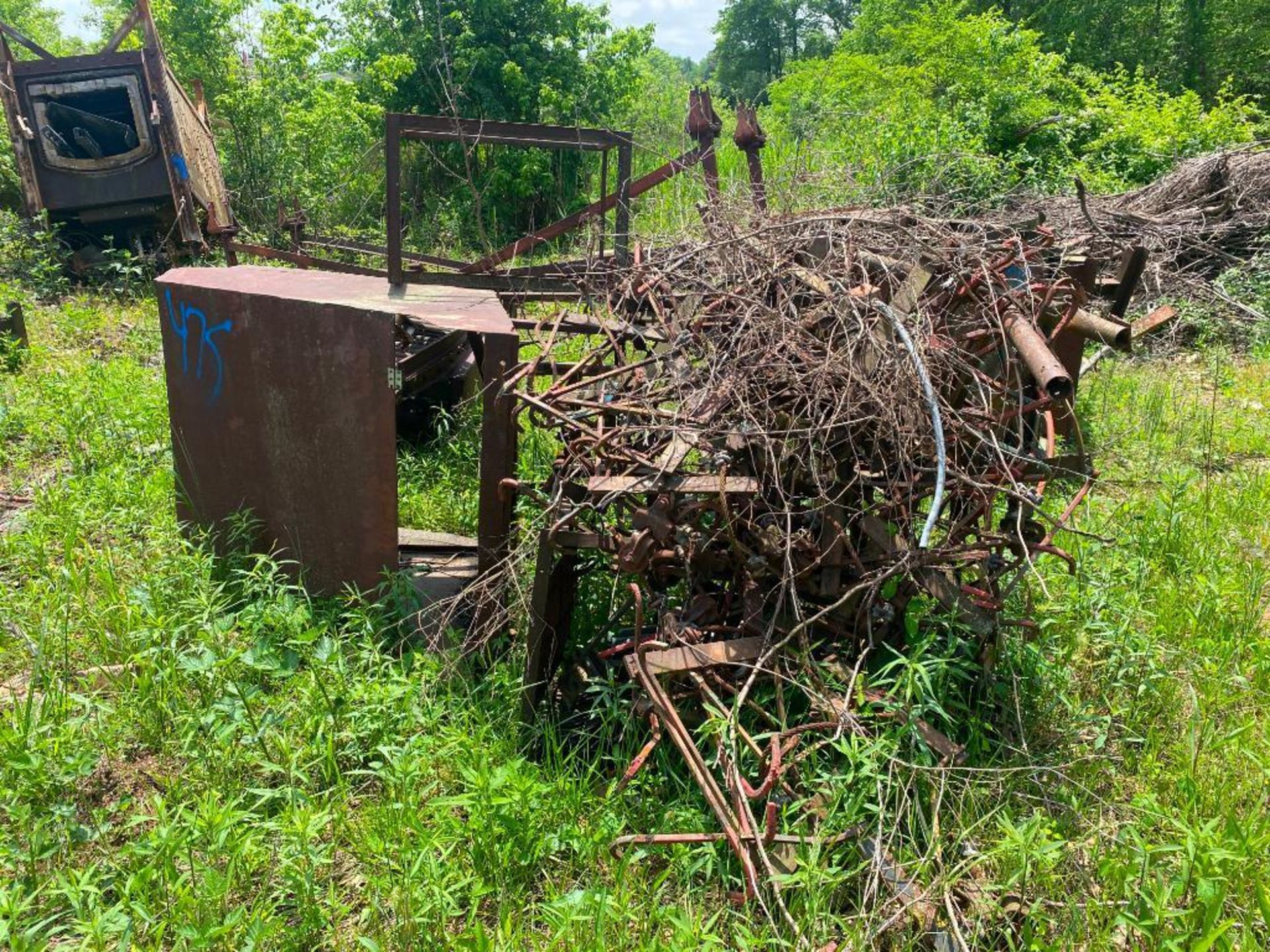 Transfer Cart w/ 500 KVA Generator, Trailer, I-Beams, Steel Posts, Electric Furnace, & Scrap - Image 7 of 10