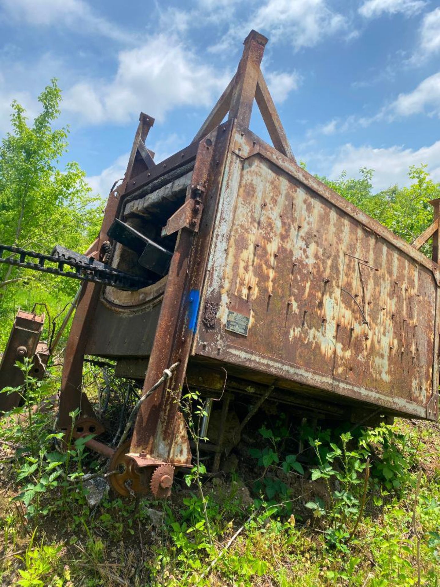 Transfer Cart w/ 500 KVA Generator, Trailer, I-Beams, Steel Posts, Electric Furnace, & Scrap - Image 9 of 10