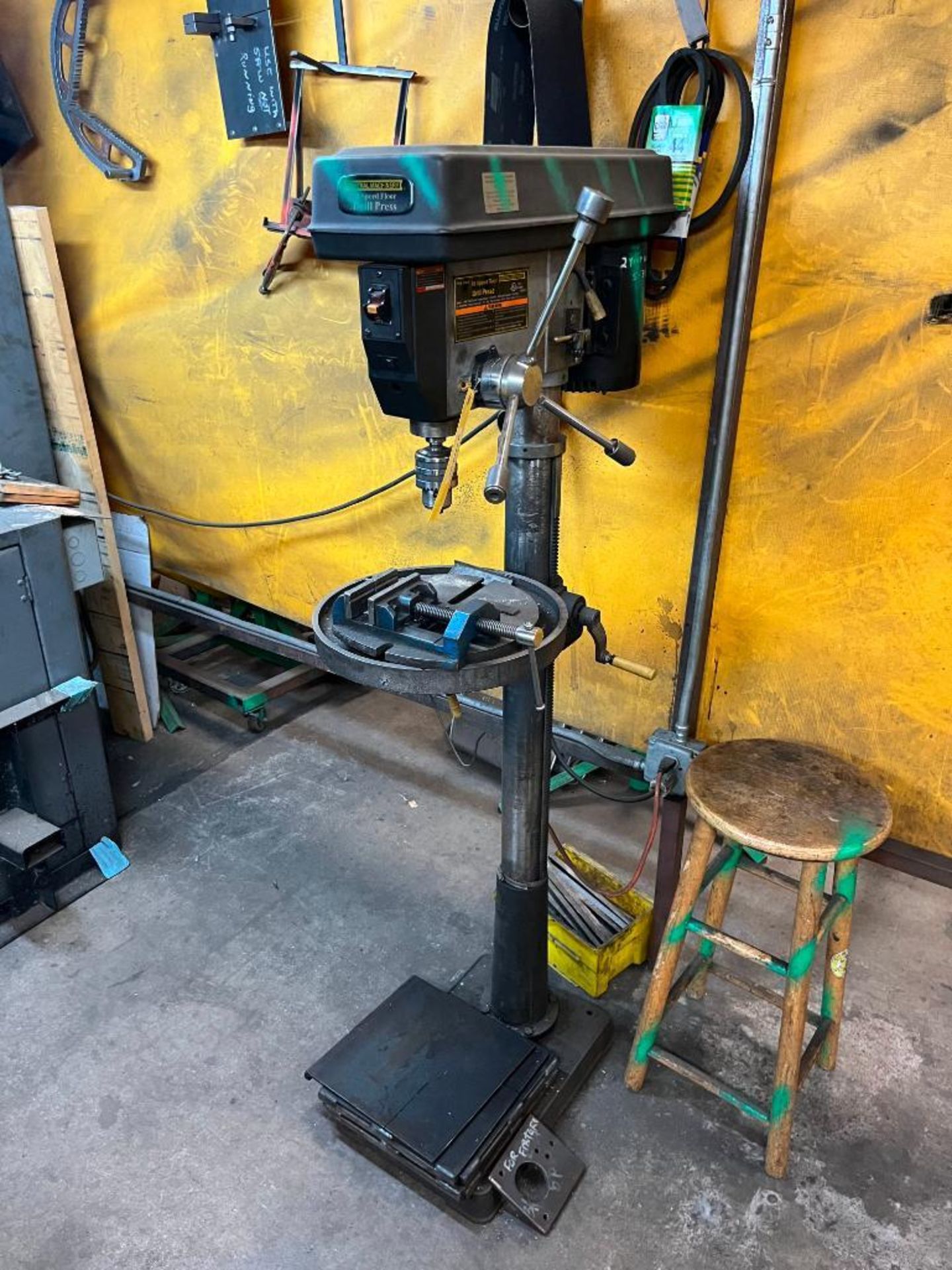 Central Machinery 16-Speed Floor Drill Press, S/N 43389, 120V