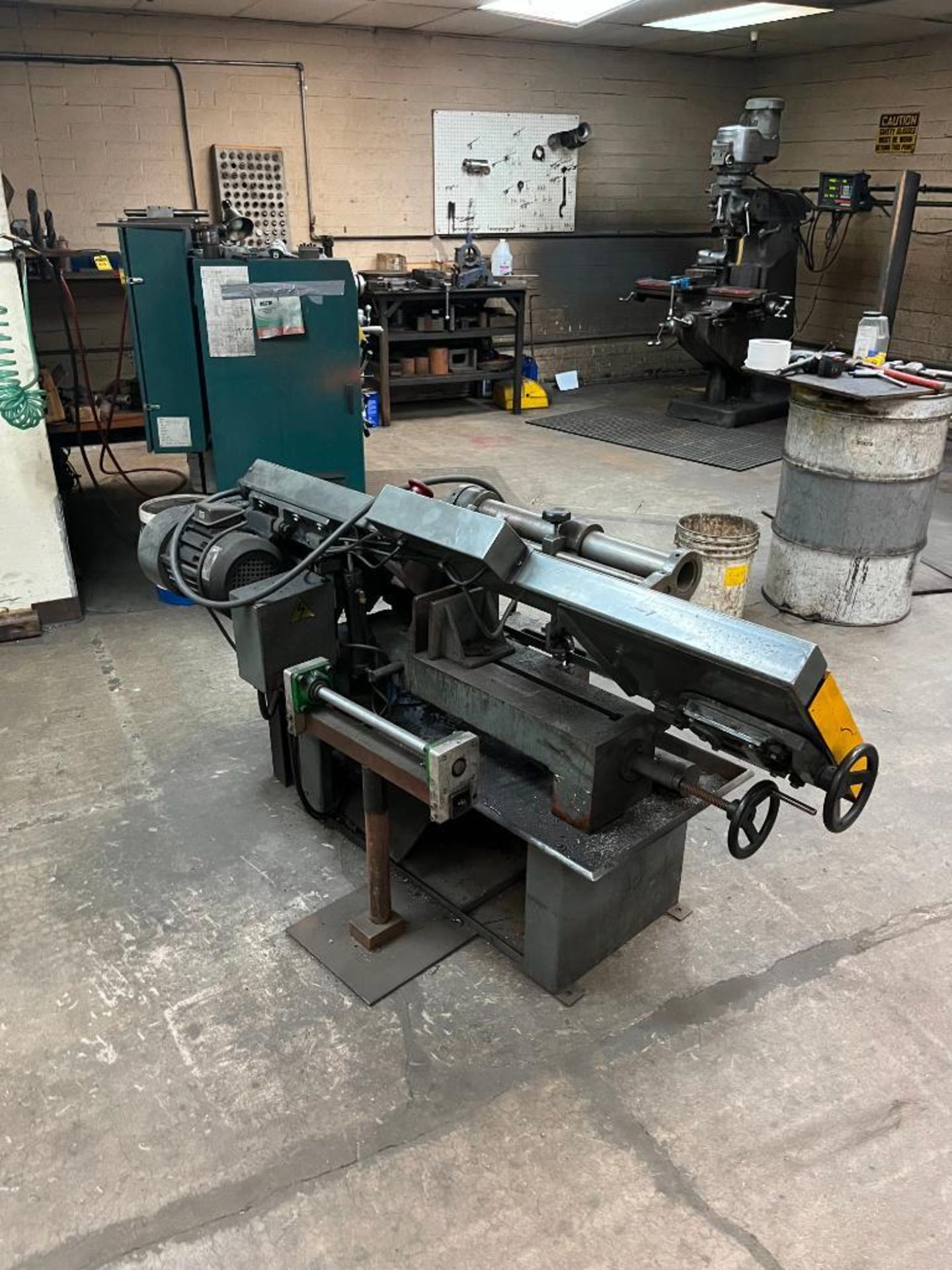 Horizontal Drop Band Saw, 20" Throat, Variable Speed, Self-Cooling - Image 2 of 2