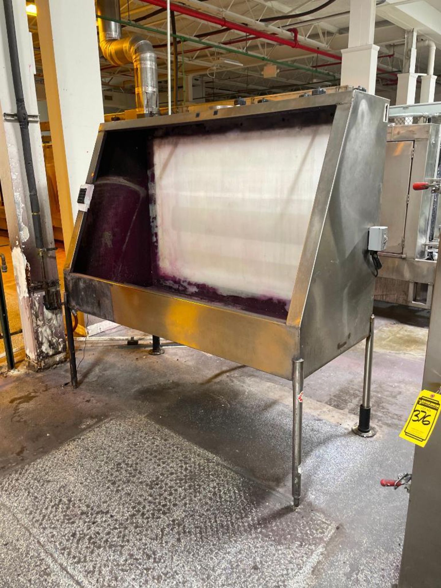 Stainless Manual Wash Booth