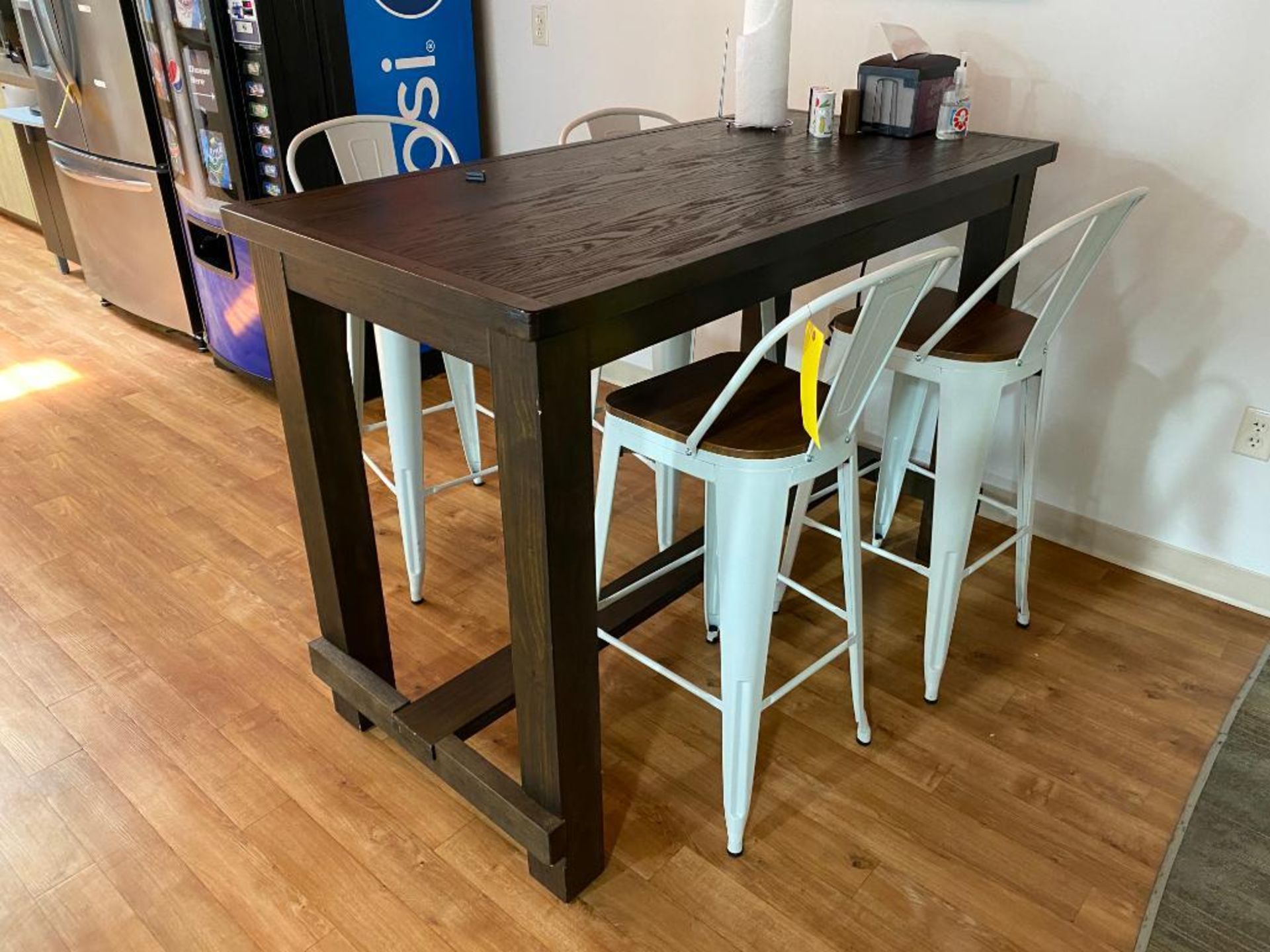 Cafe Table w/ (4) White Metal Chairs