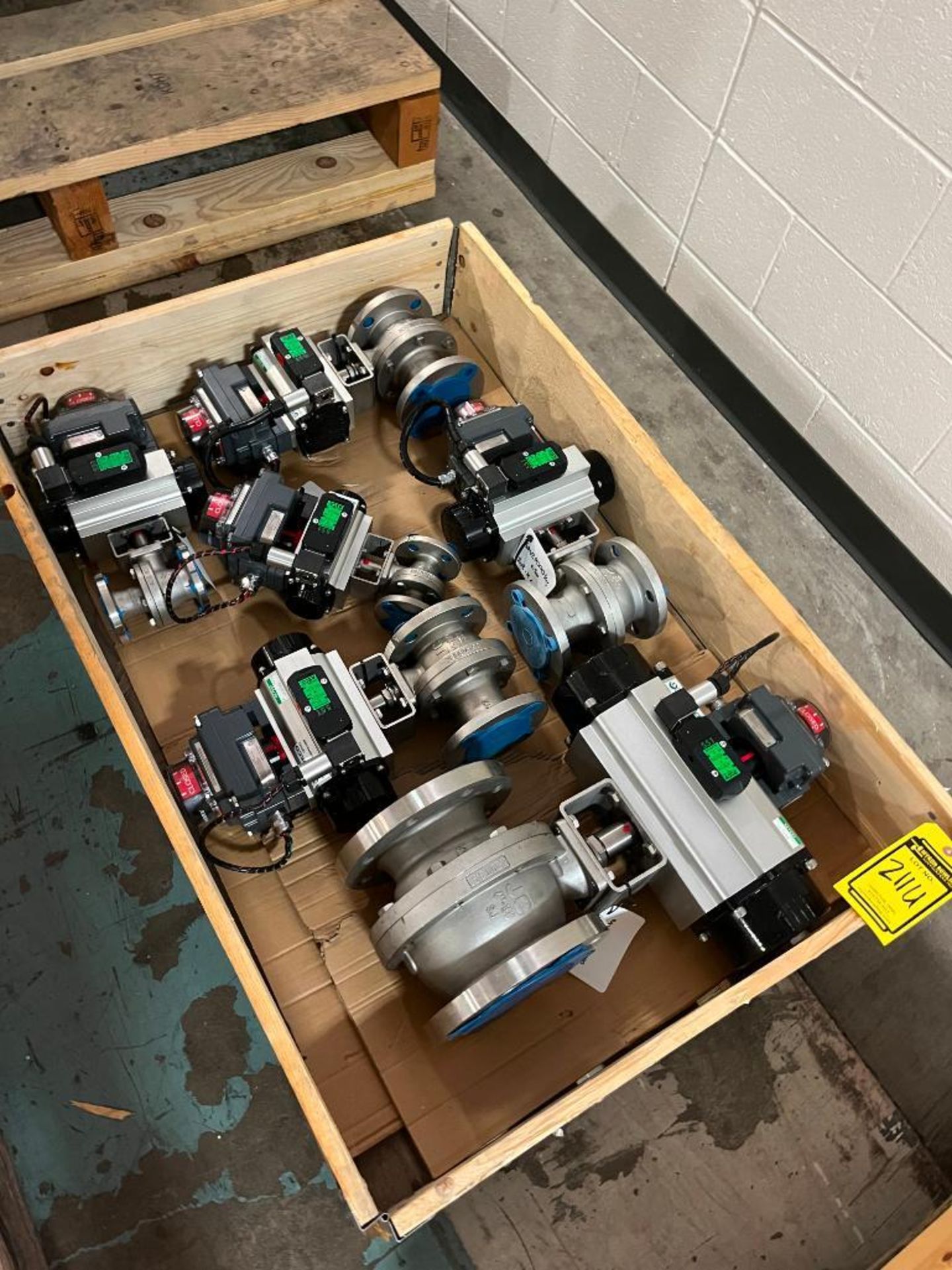 (6) Sodeco Pneumatic Ball Valves: (1) 4"-150, 120 PSI, 8 Bar, ACT 500, (3) 2"-150, 116 PSI, 8 Bar, A