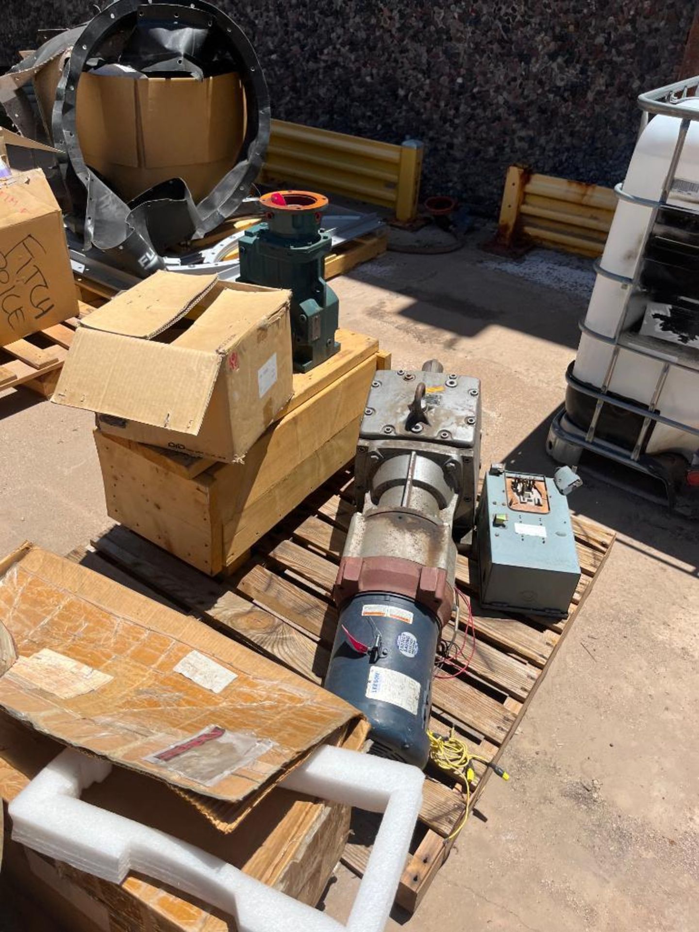 (25) Skids of Assorted Industrial Parts Incl. Filters, Motors, Gear Reducers, Electrical Track, Cond - Image 12 of 18