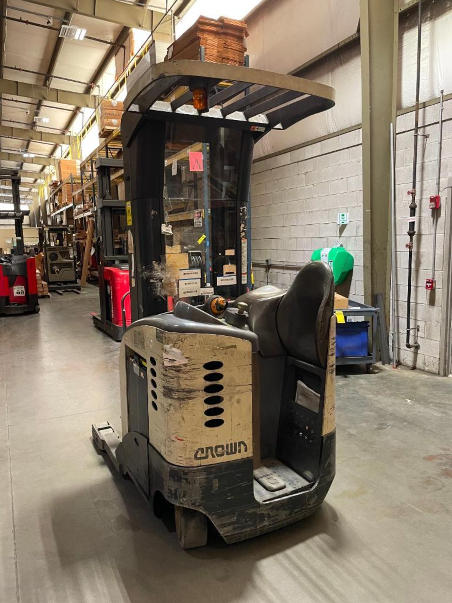 2000 Crown 4,500 LB. Capacity Reach Truck, Model RR5020-45, 210" Max. Load HT, 95" Mast Collapsed HT - Image 4 of 5