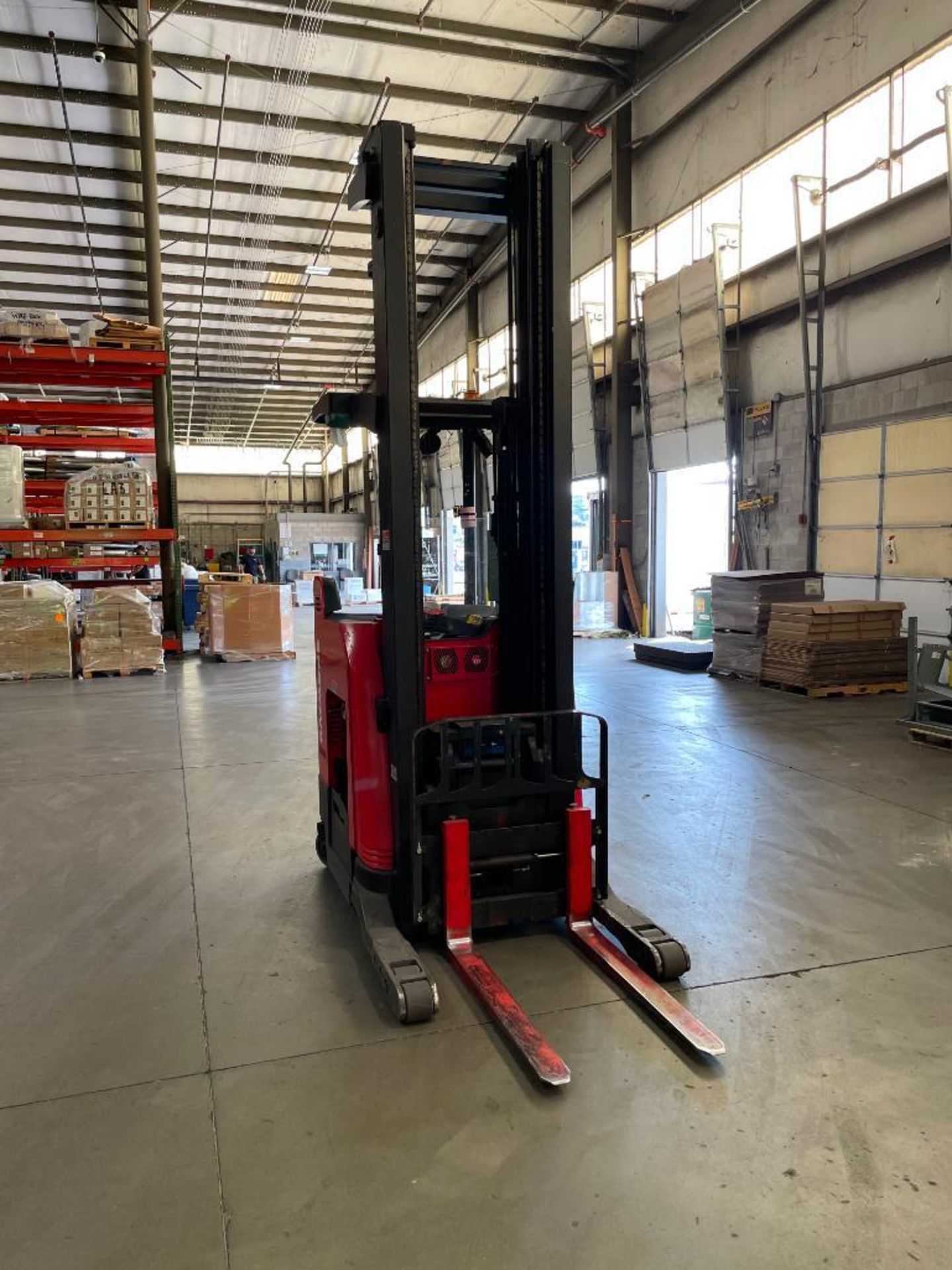 2013 Raymond 4,500 LB. Capacity Reach Truck, Model 750-R45TT, 301" Max. Load HT, 11' Tall Mast, Truc - Image 2 of 5