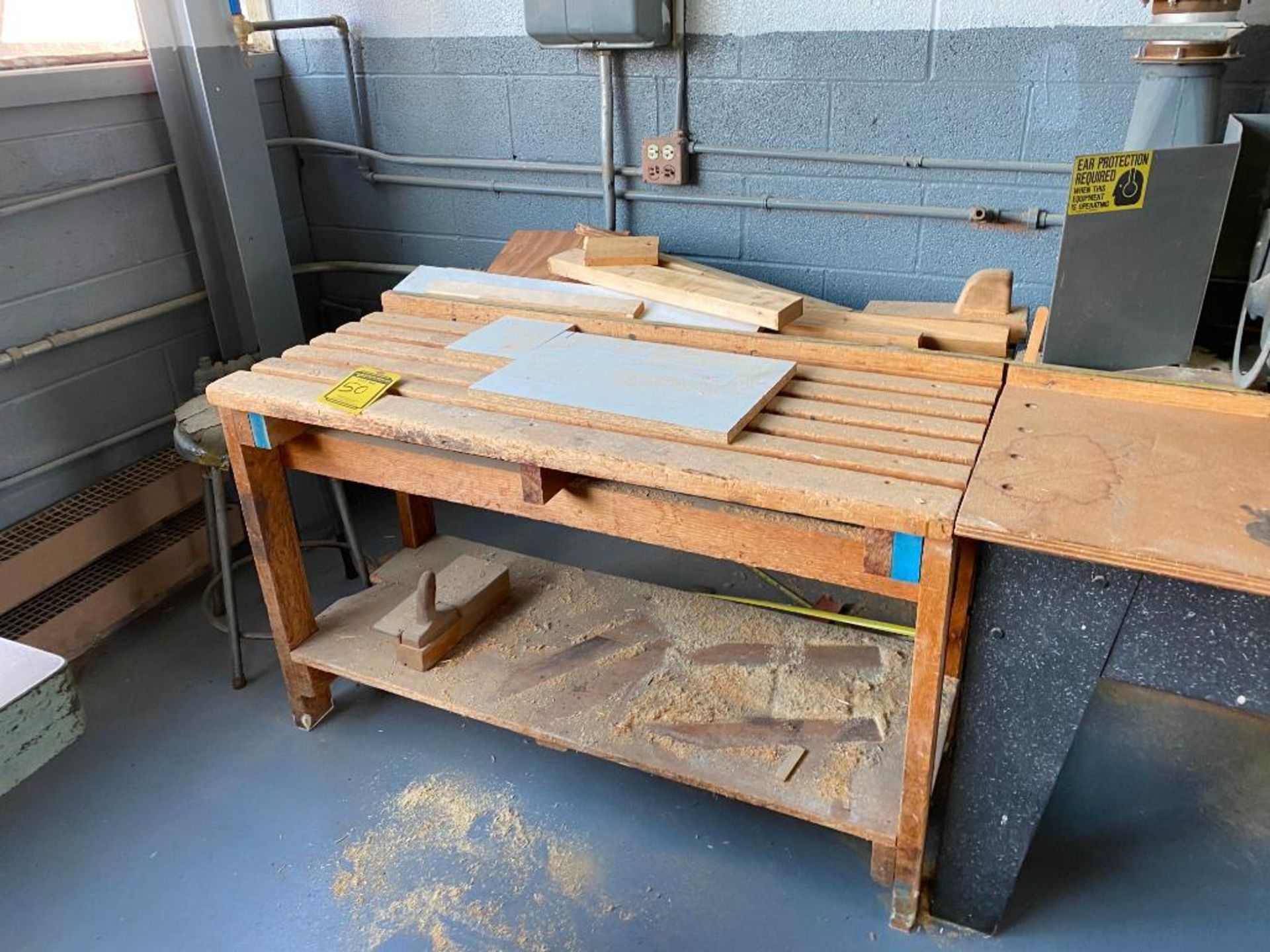 Dewalt Radial Arm Saw, Model 3526, Pre Feed Table, 8' X 17" Conveyor - Image 4 of 6