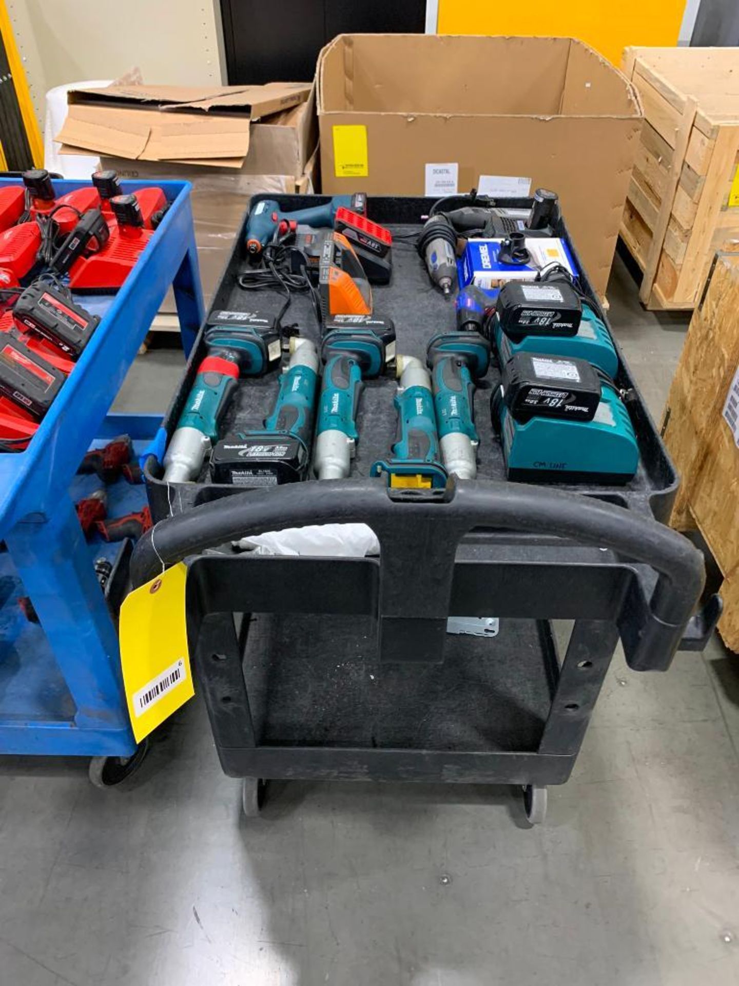 Cart w/ (5x) Makita LXT 3/8" Cordless Wrenches, (2x) Makita DC18RA Chargers, Bosch 18V Drill w/ Char