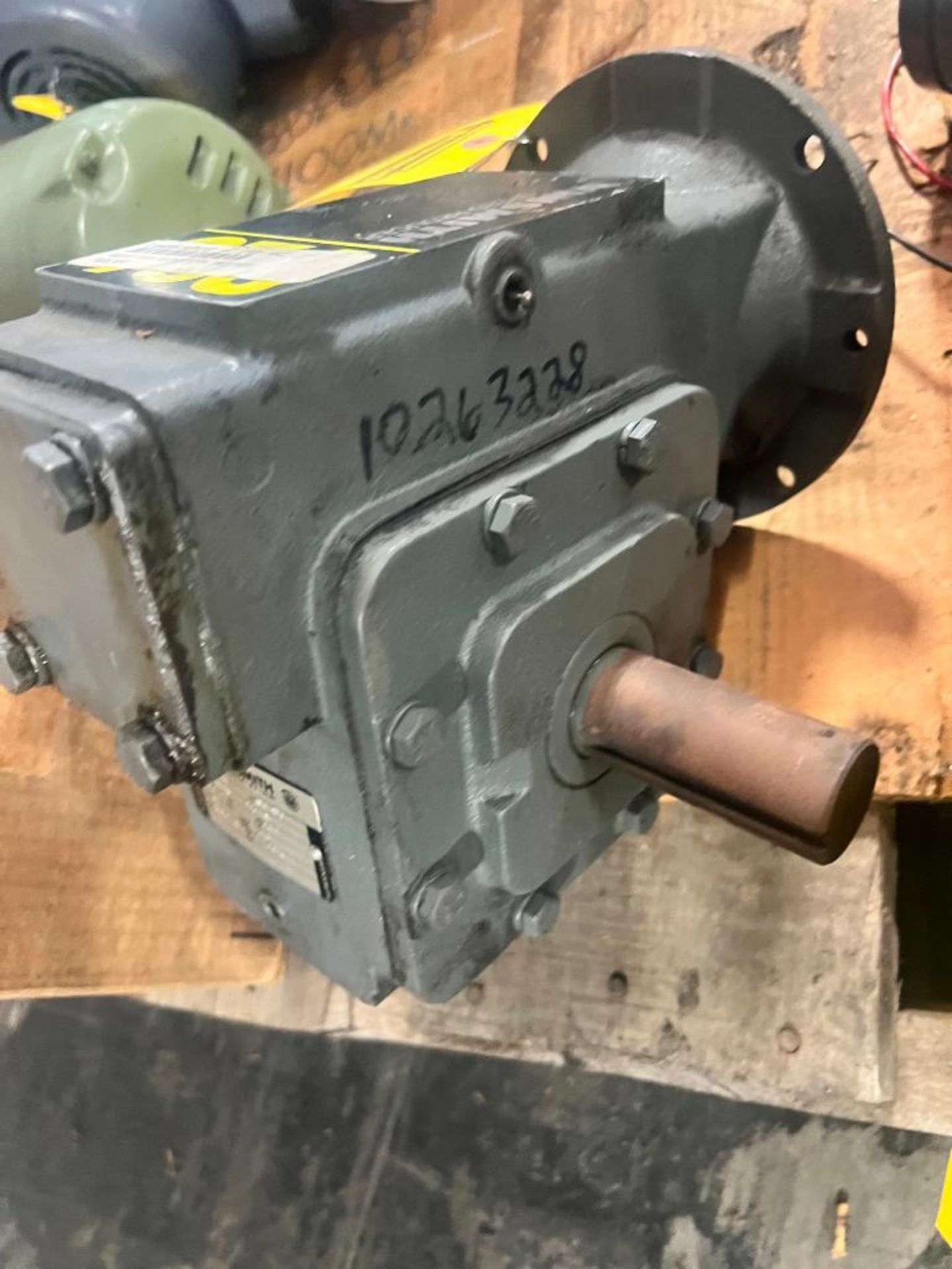 Winsmith Gear Reducer, Model 926MDN, 112 HP, Ratio 4:0, 1750 RPM, 1166 Output Torque