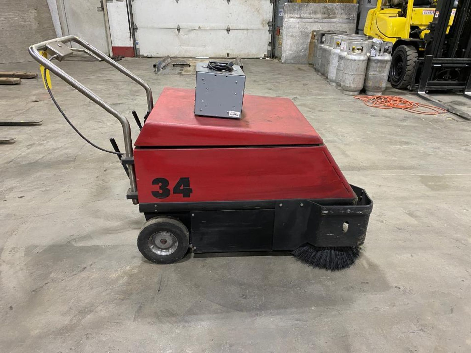 Factory Cat Walk Behind Floor Sweeper, Model 34, S/N 44456, 497 Hours, w/ Lester 36 Volt Battery Cha - Image 3 of 5