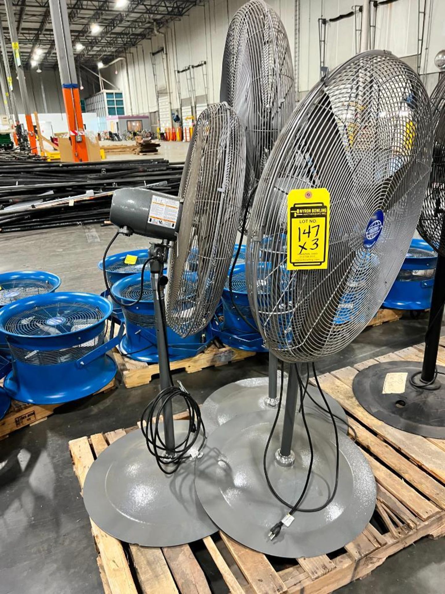 (3x) Global 30" Pedestal Fans ($20 Loading Fee Will Be Added To Invoice)
