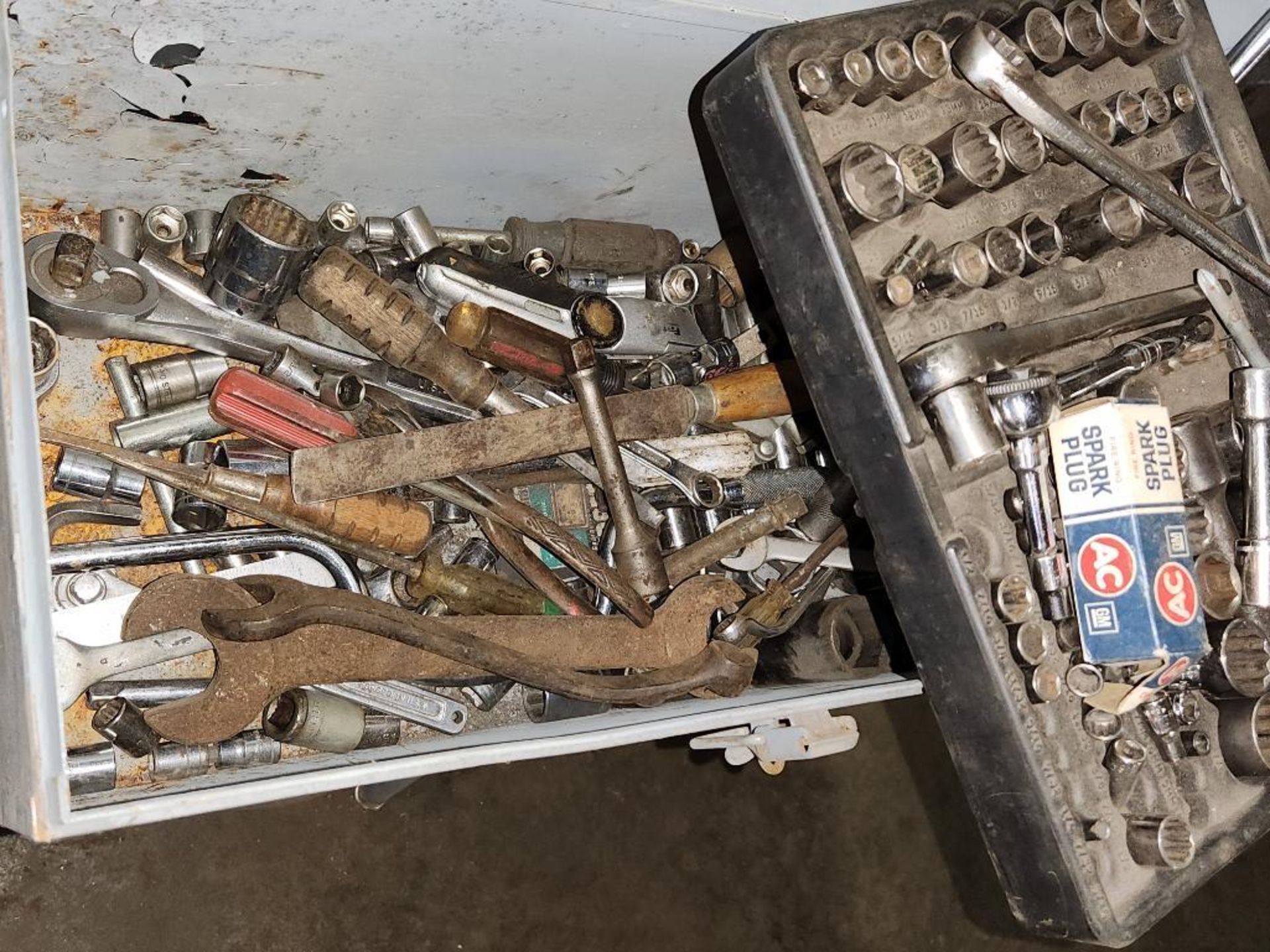 Toolbox w/ Assorted Sockets & Wrenches - Image 5 of 5