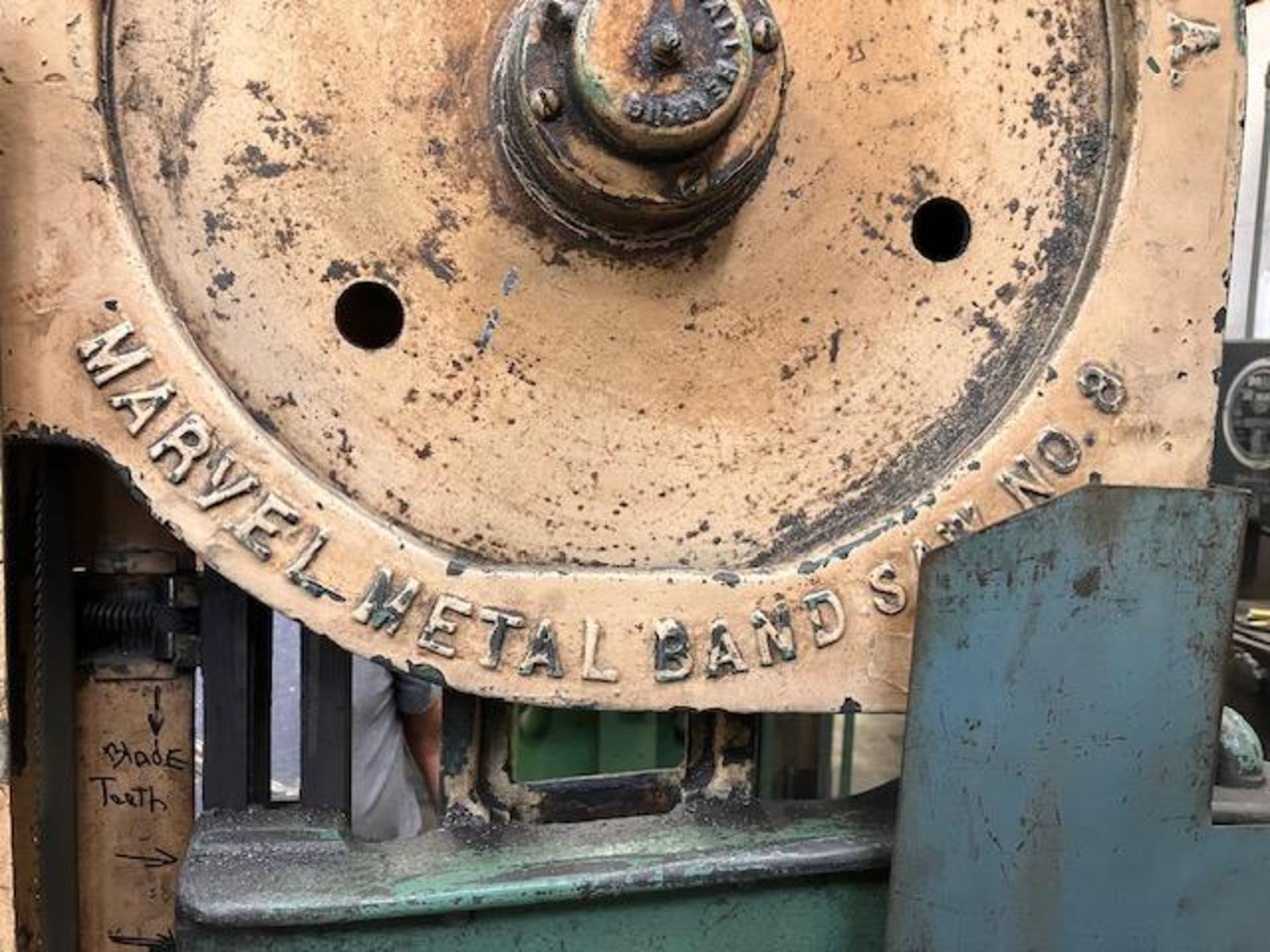 Marvel Vertical Band Saw, Model 8, Click Link for Video (Location: 1160 E 222nd St, Cleveland, OH 44 - Image 2 of 3
