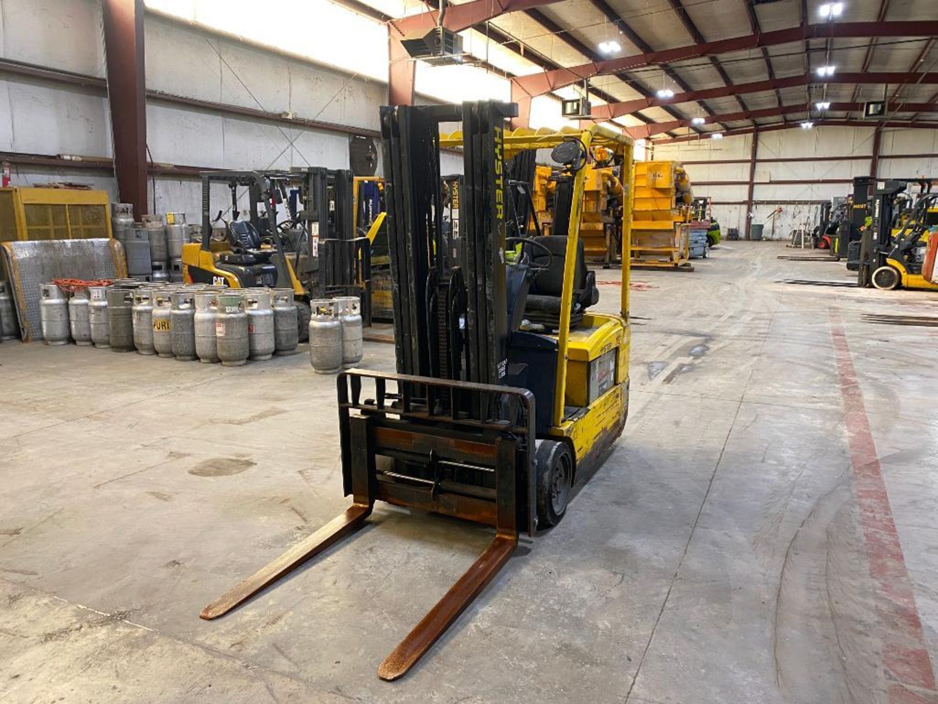 Hyster 3,500-LB. Capacity Forklift, Model J35ZT, S/N J160N03193E, 36-Volt Battery, 3-Stage Mast, 187 - Image 2 of 6