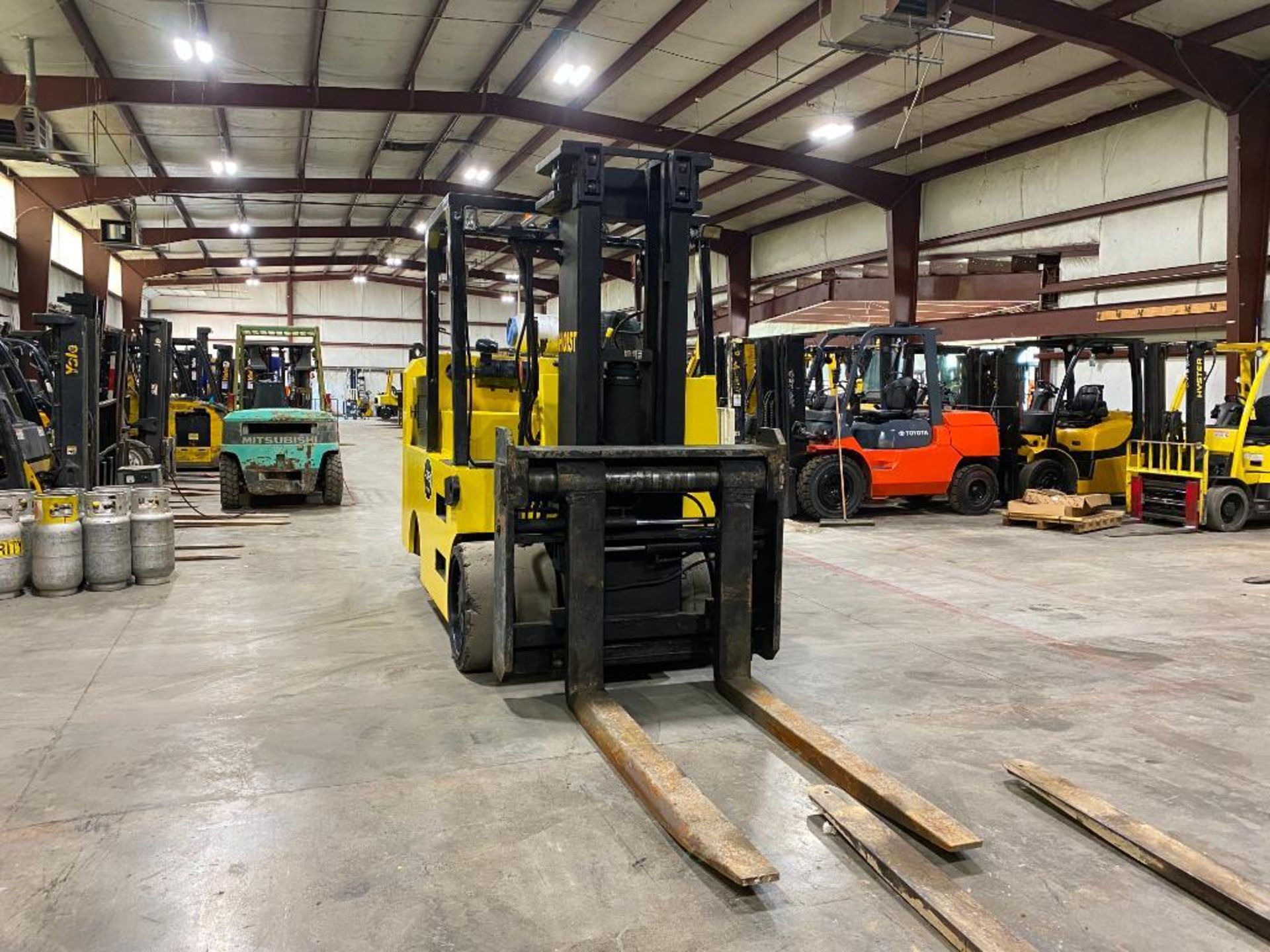 Silent Hoist 30,000 Capacity Forklift, Model FKS 15, S/N 21038, LPG