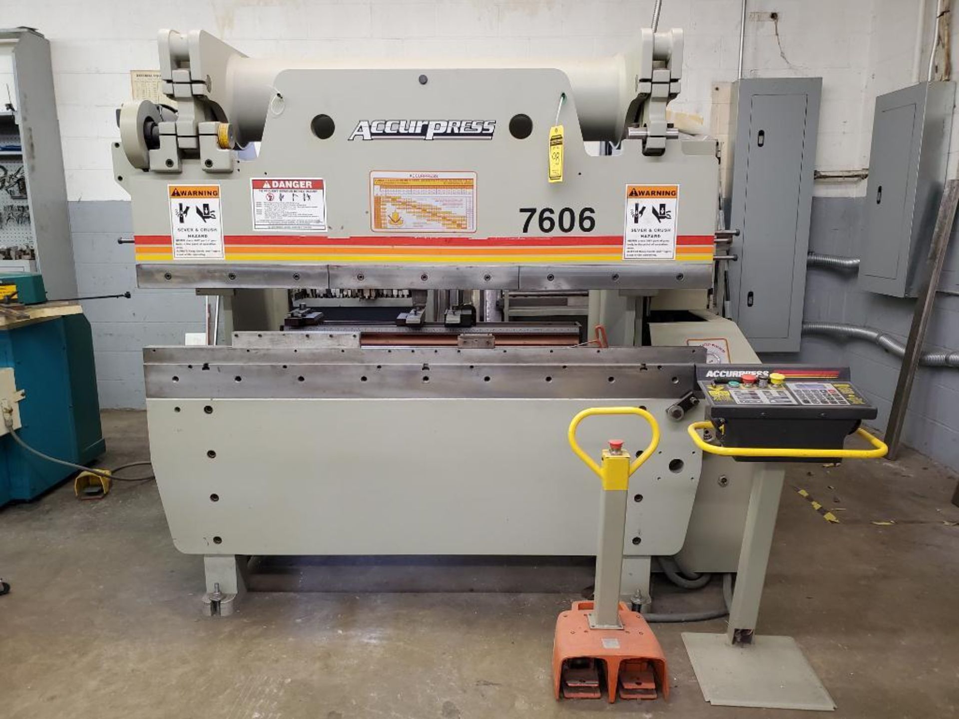 2009 Accurpress Hydraulic Mechanical CNC 60-Ton Press Brake, Model 7606, 6' Bed, Low Hours (Add Info