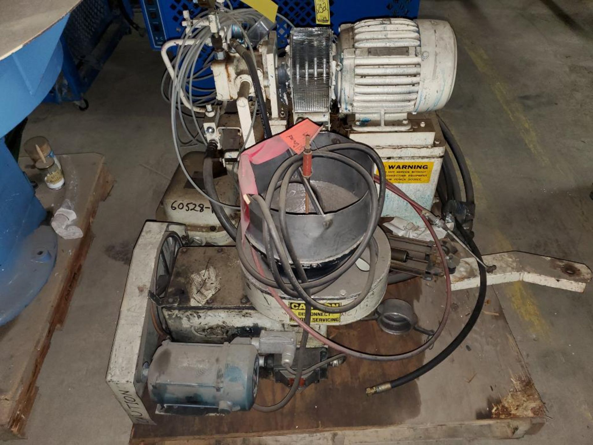 Balzers Vacuum Pump, Vacuum Feed Loader, Hydraulic Pump Unit & Liquid Pump Unit - Image 6 of 8